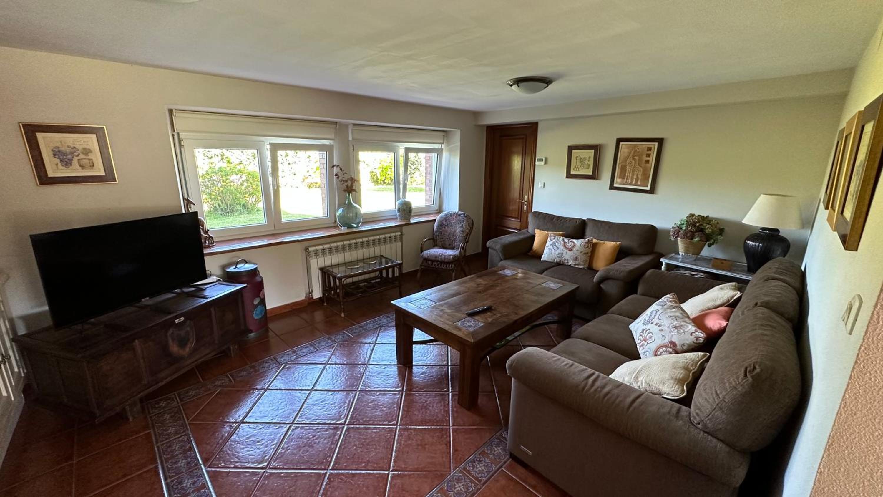 Casa de Seis Habitaciones