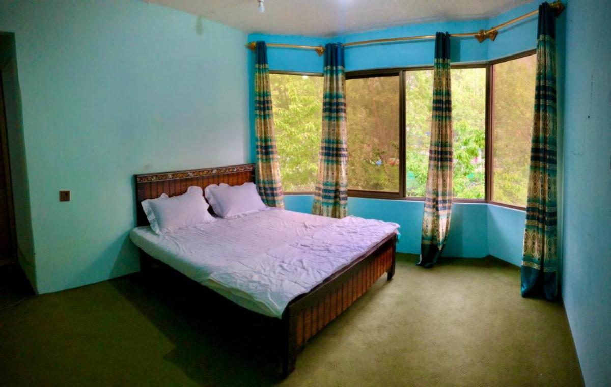 Deluxe Family Room photo 3
