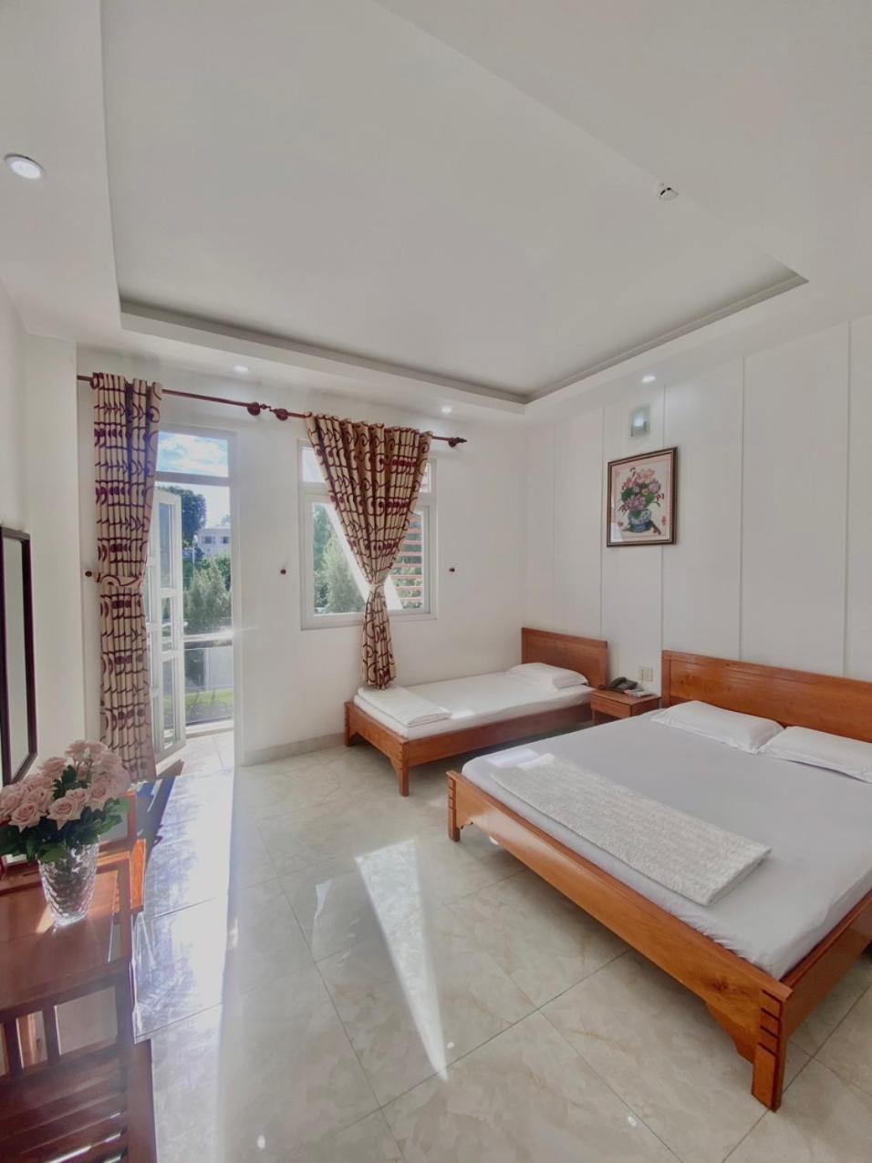Triple Room with Balcony