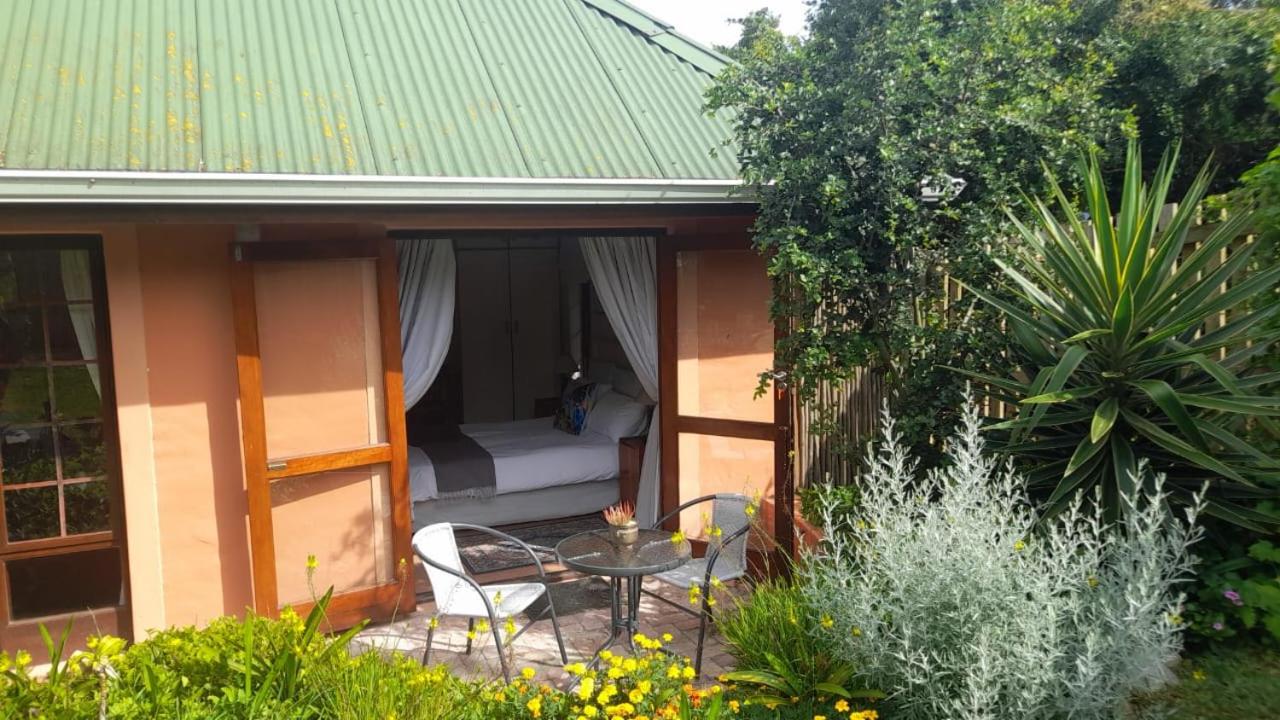 Four-Bedroom House photo 3