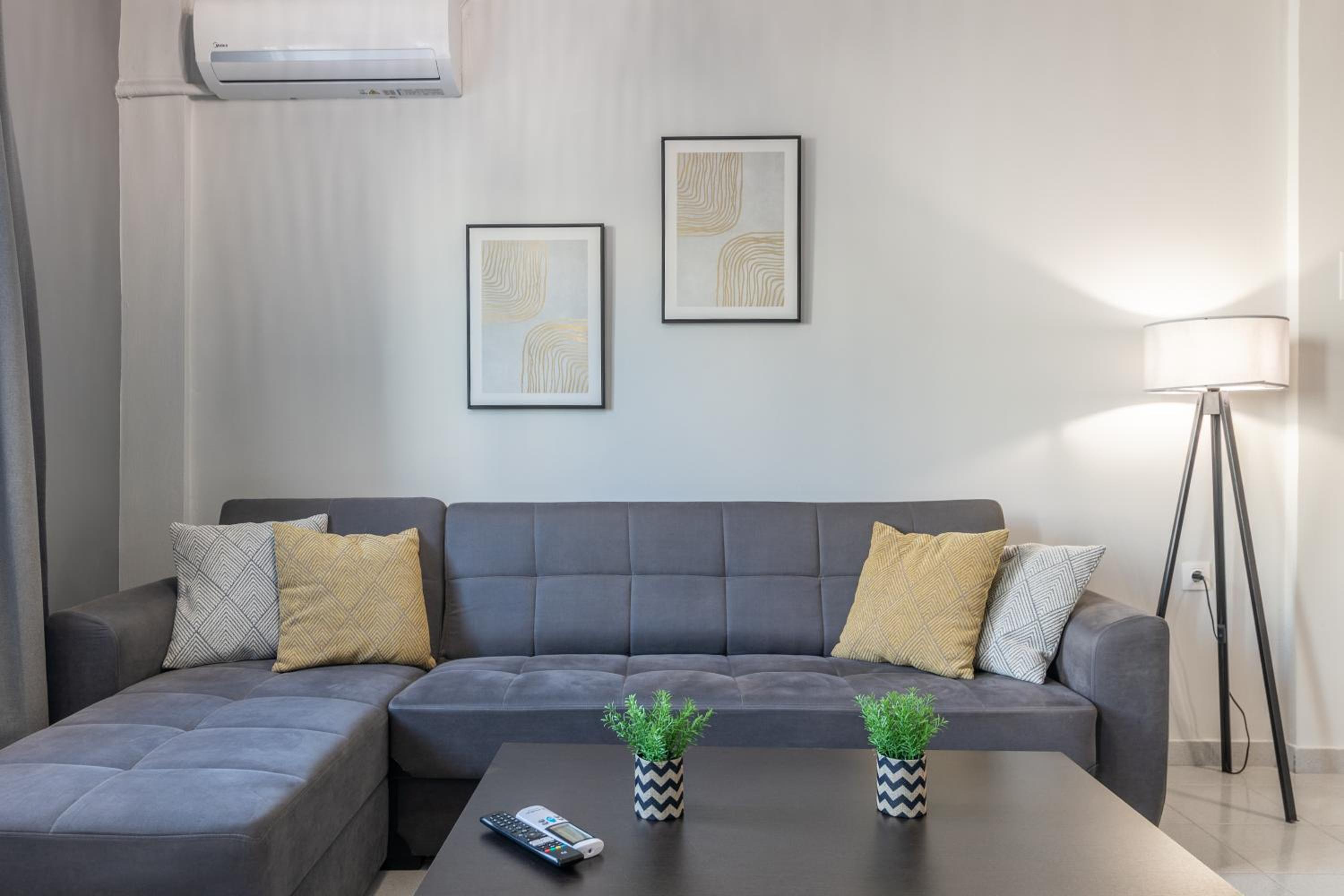 Deluxe Apartment photo 2