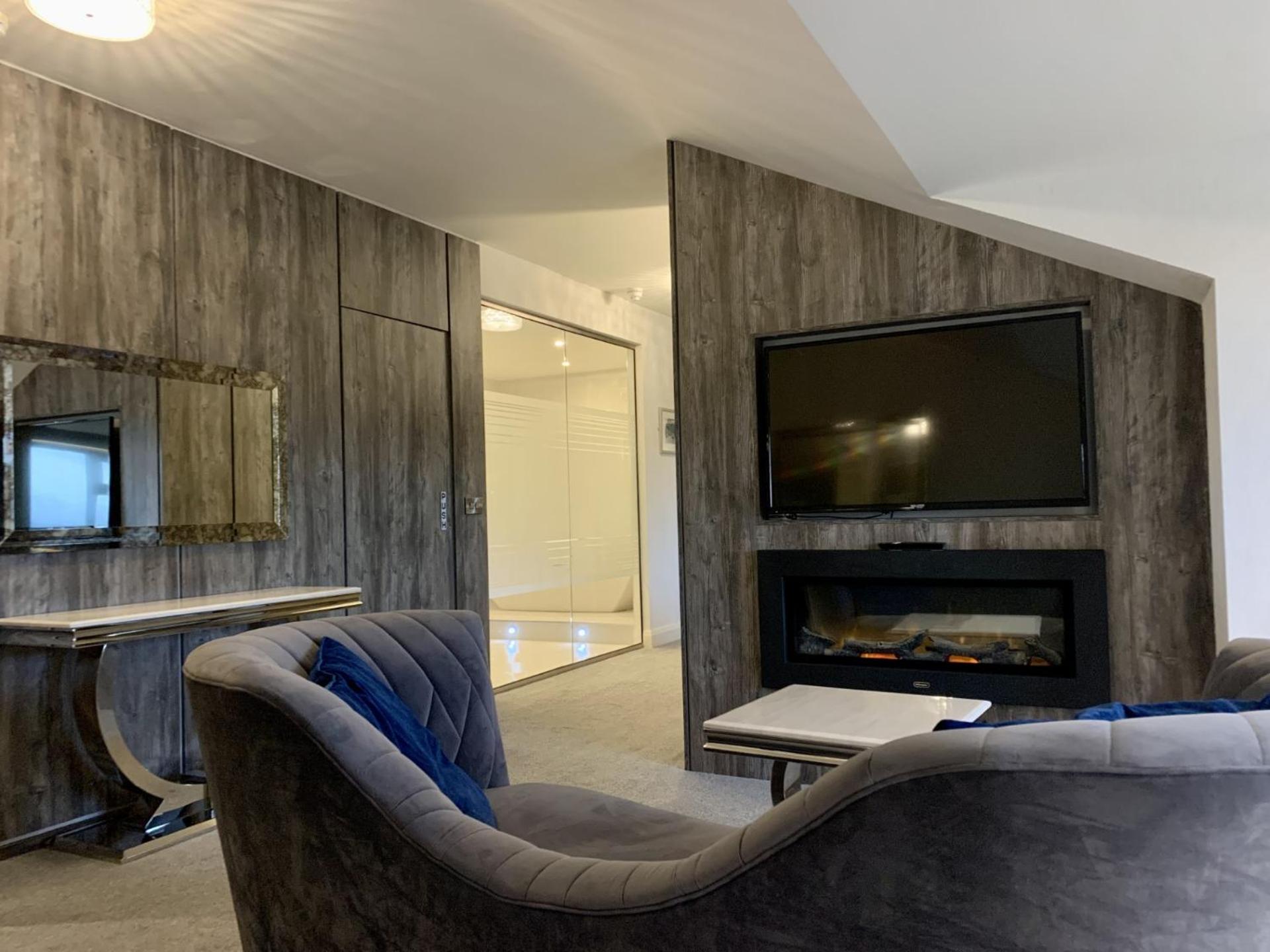 Deluxe Suite - Photo 3