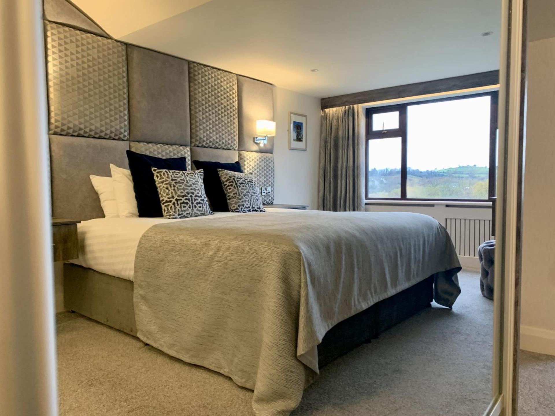 Deluxe Suite - Photo 1