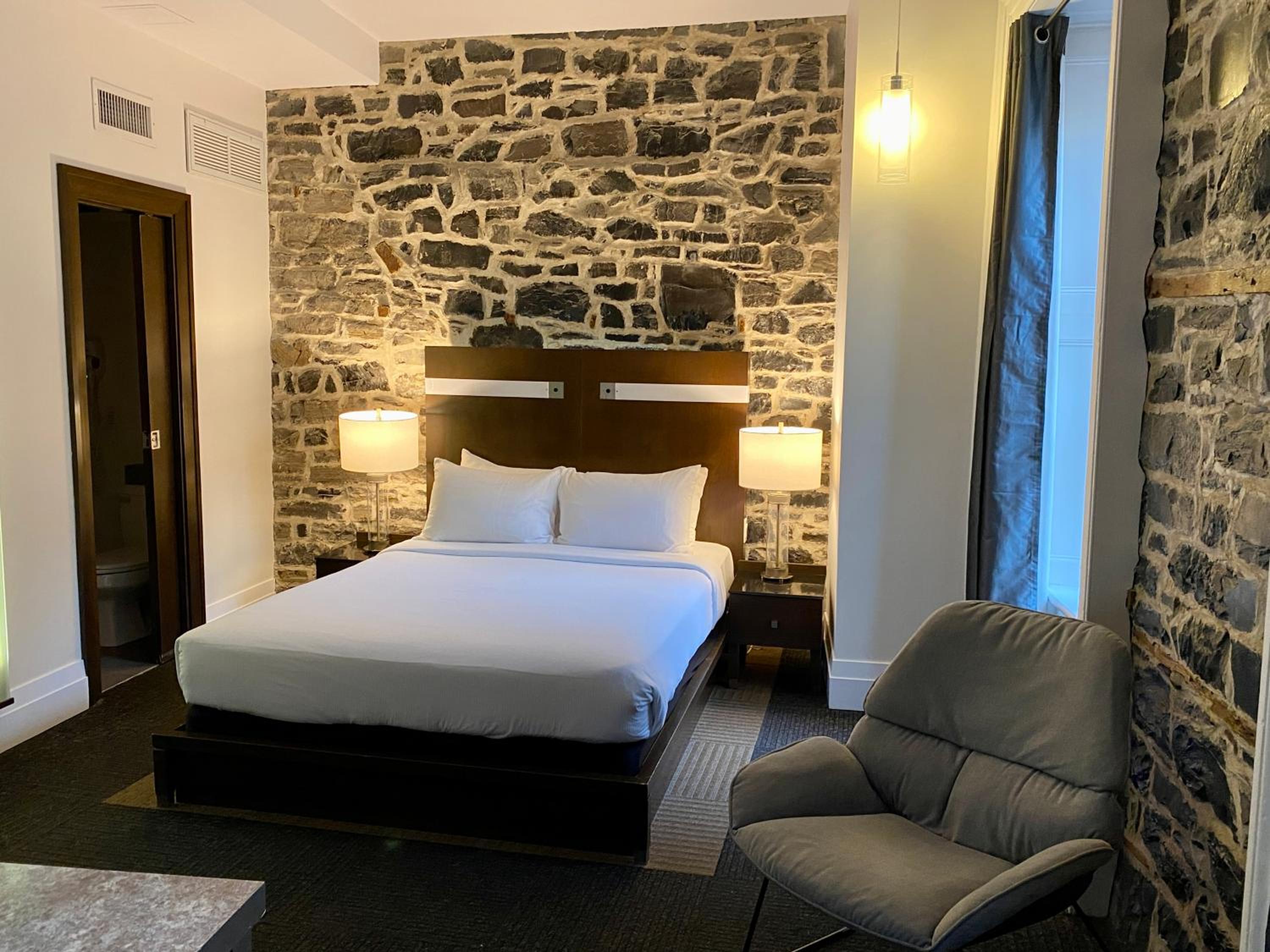 Standard Double Room photo 3