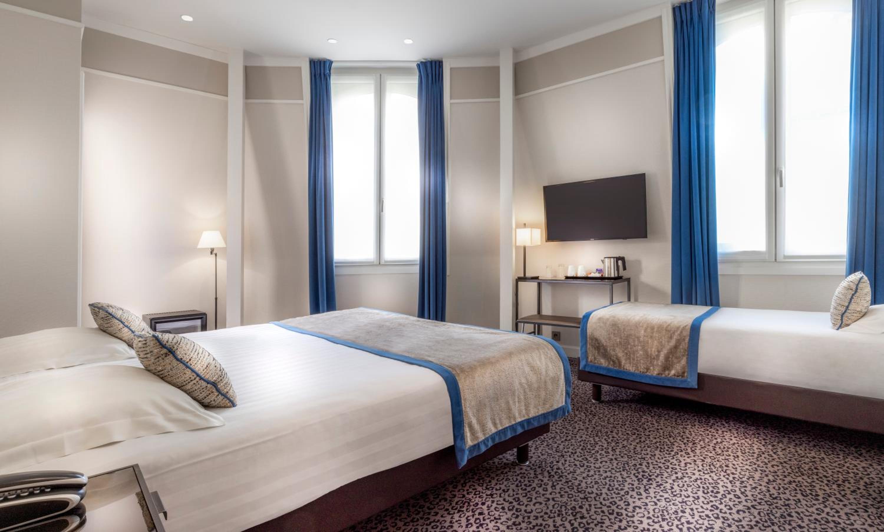 Prestige Triple Room photo 3