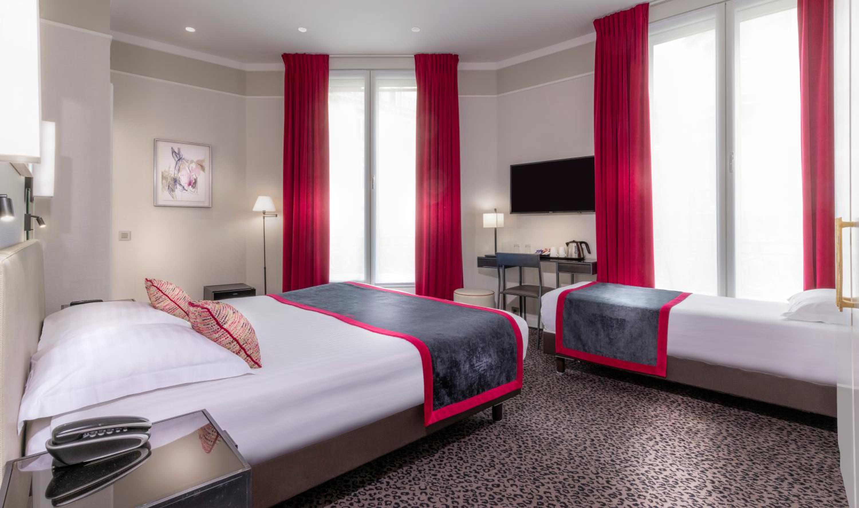 Prestige Triple Room photo 2