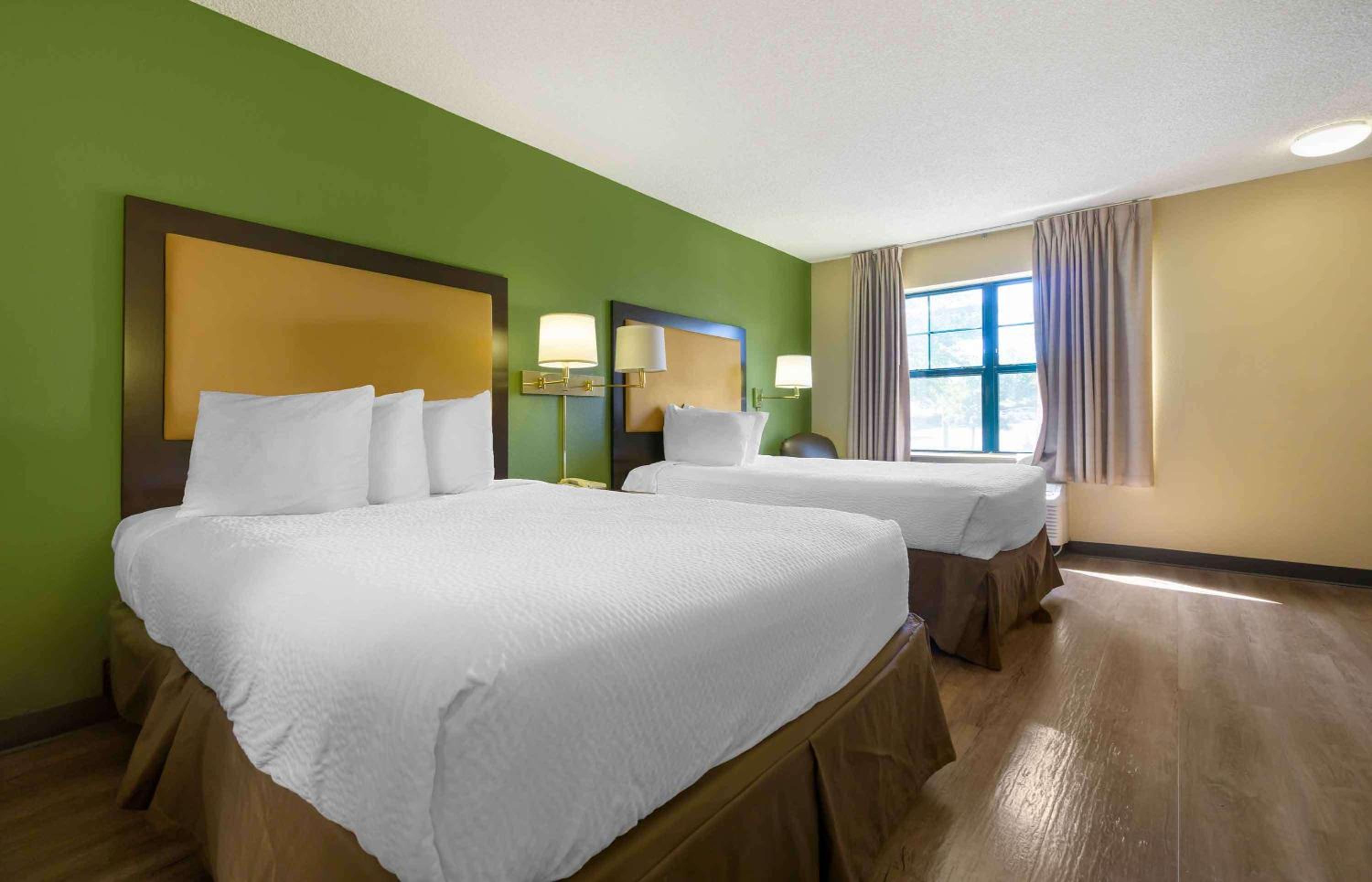 Studio with 2 Double Beds - Non-Smoking - Photo 1