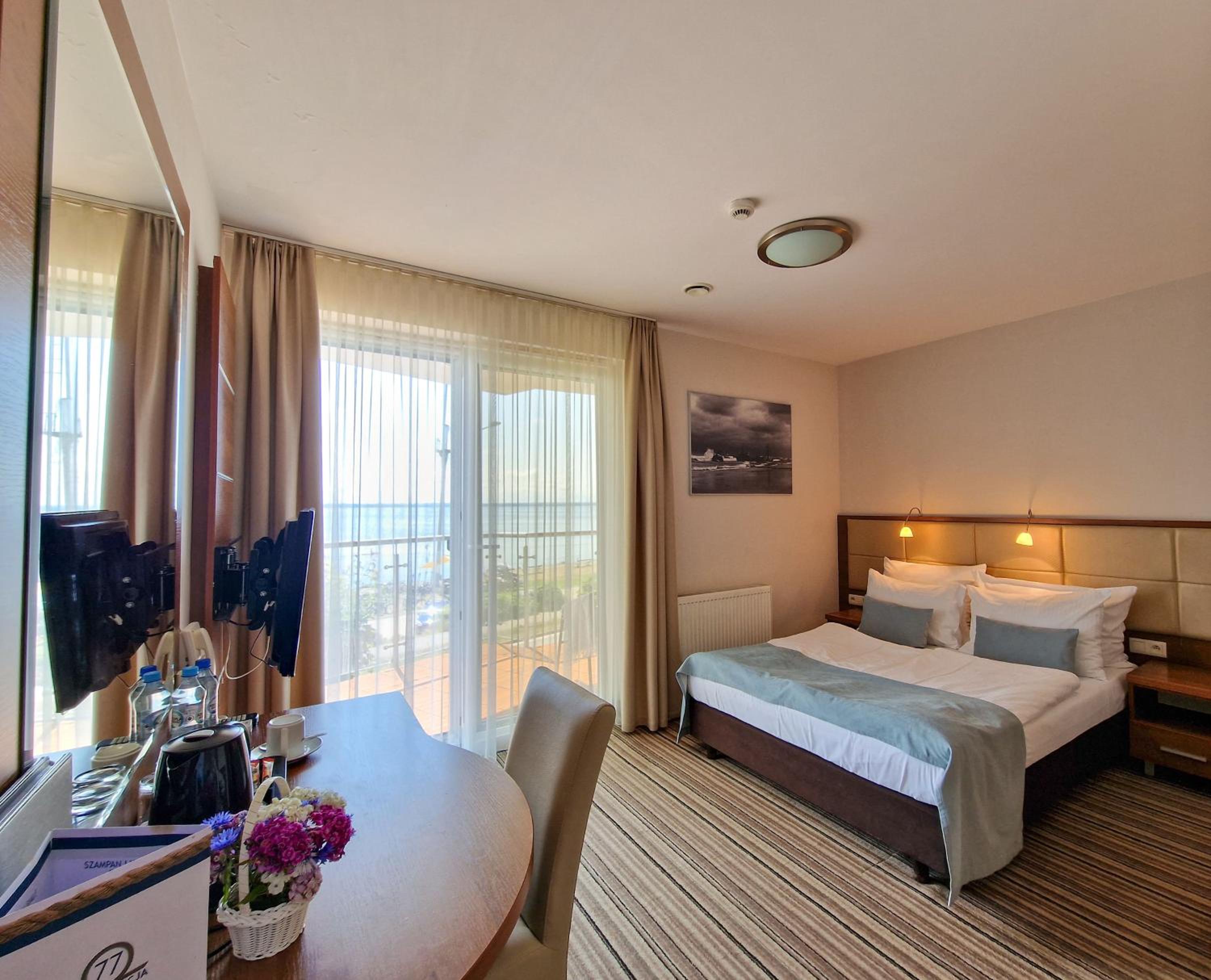 Double Room - Disability Access photo 1