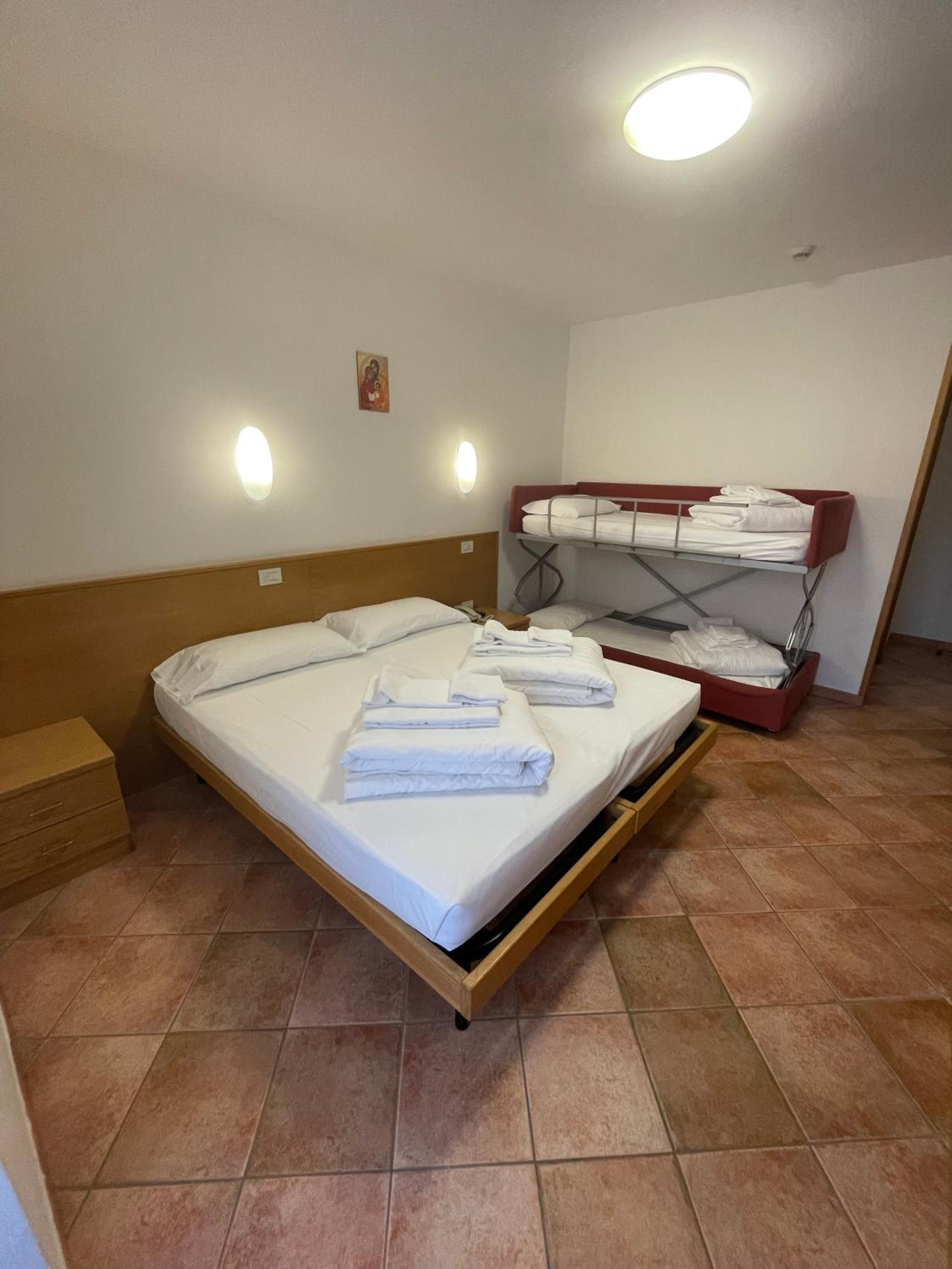 Classic Quadruple Room photo 1