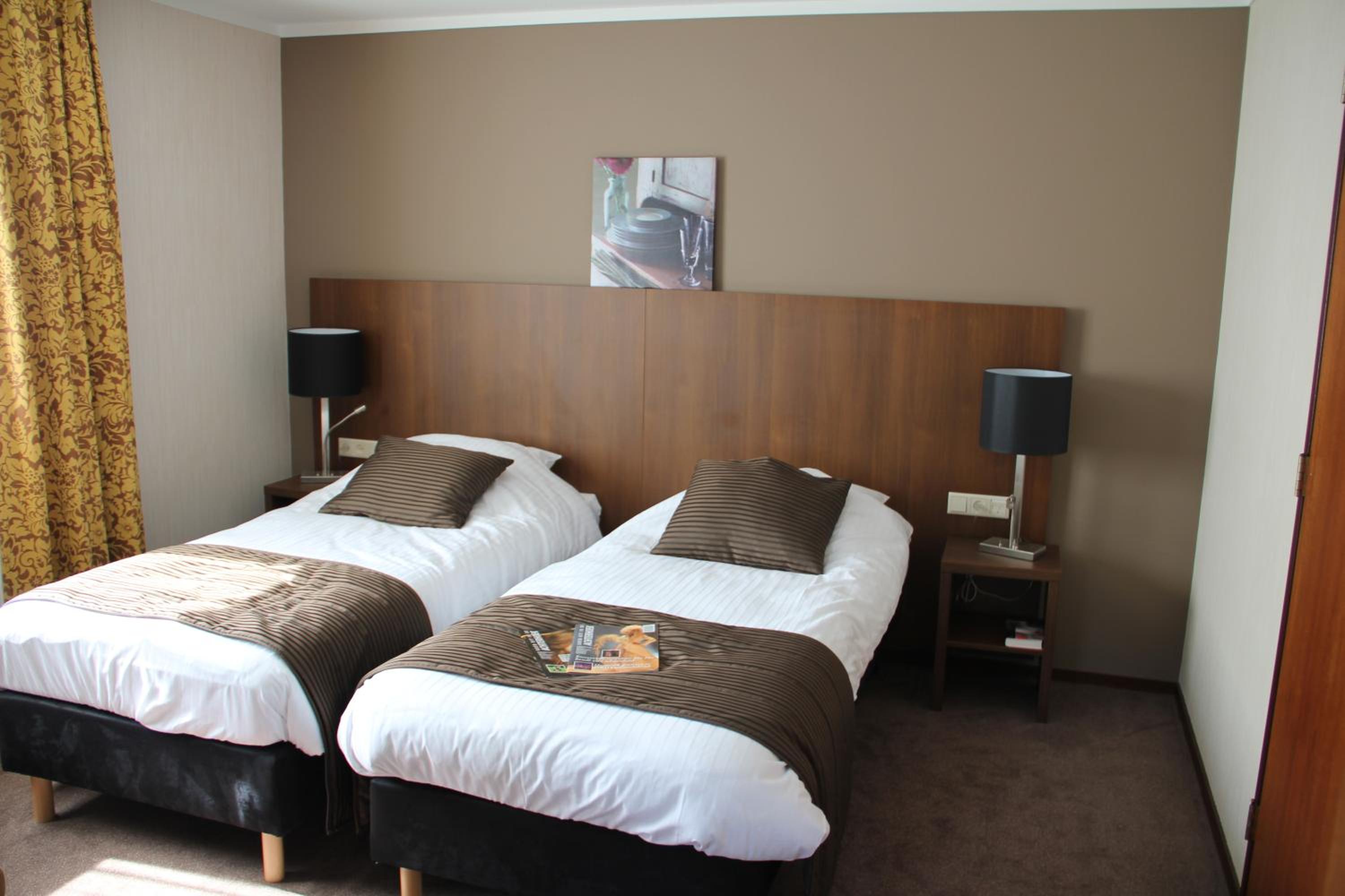 Standard Twin Room photo 1