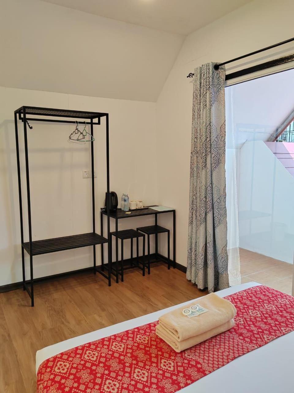 Double Room With Private Bathroom photo 3