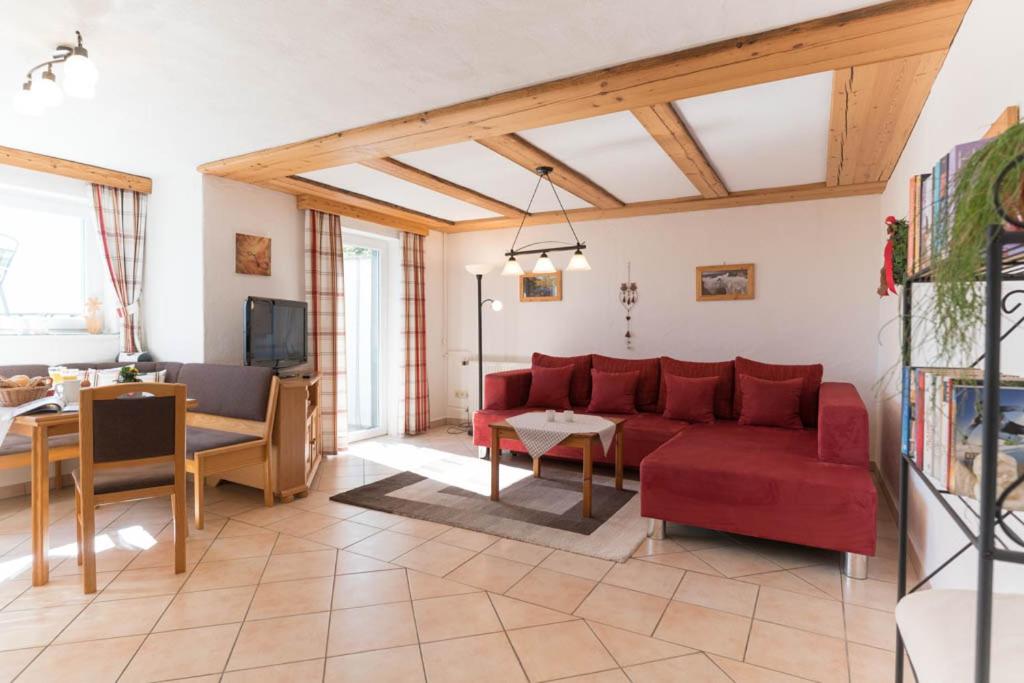 Apartment with Terrace photo 3