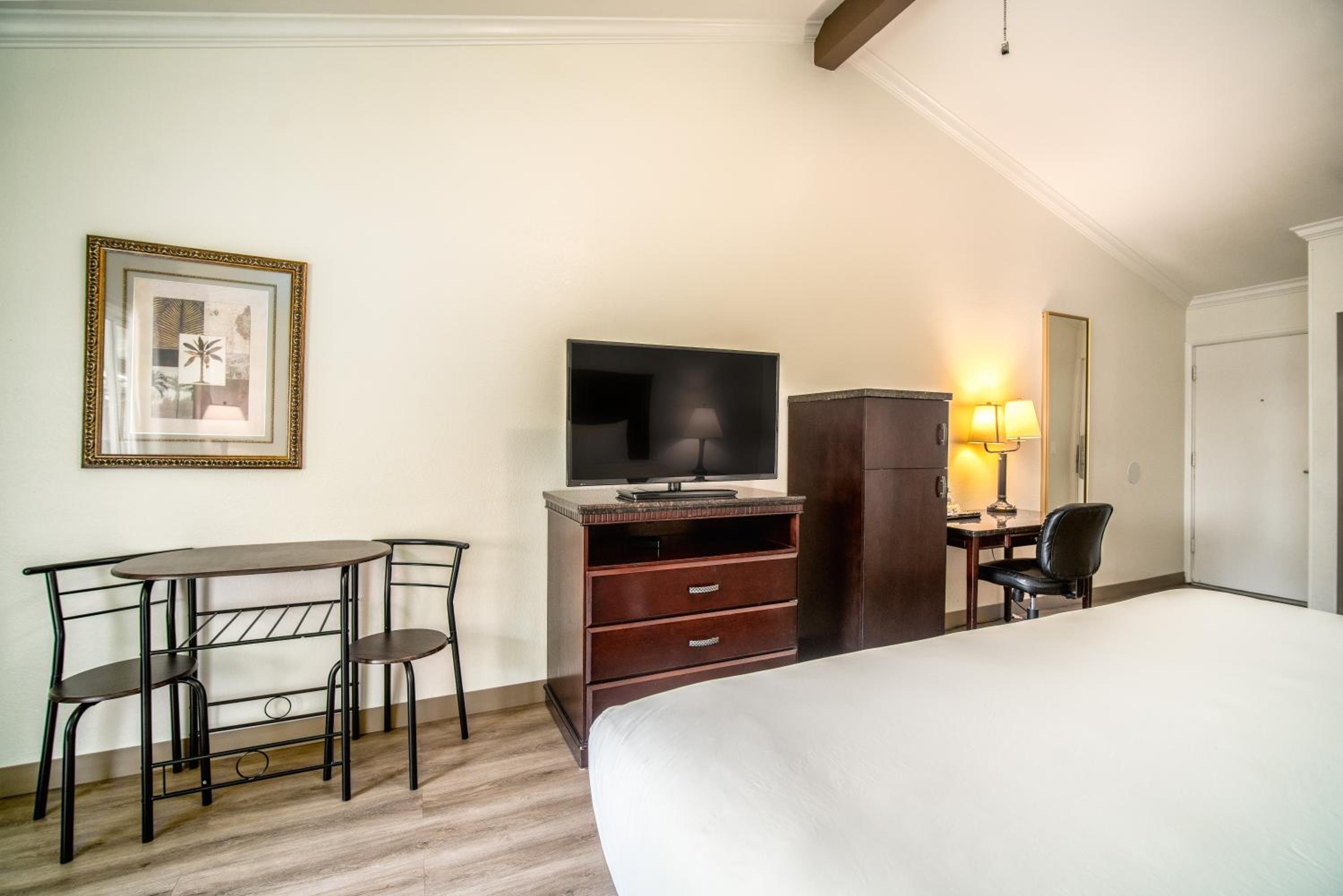 King Room - Photo 5