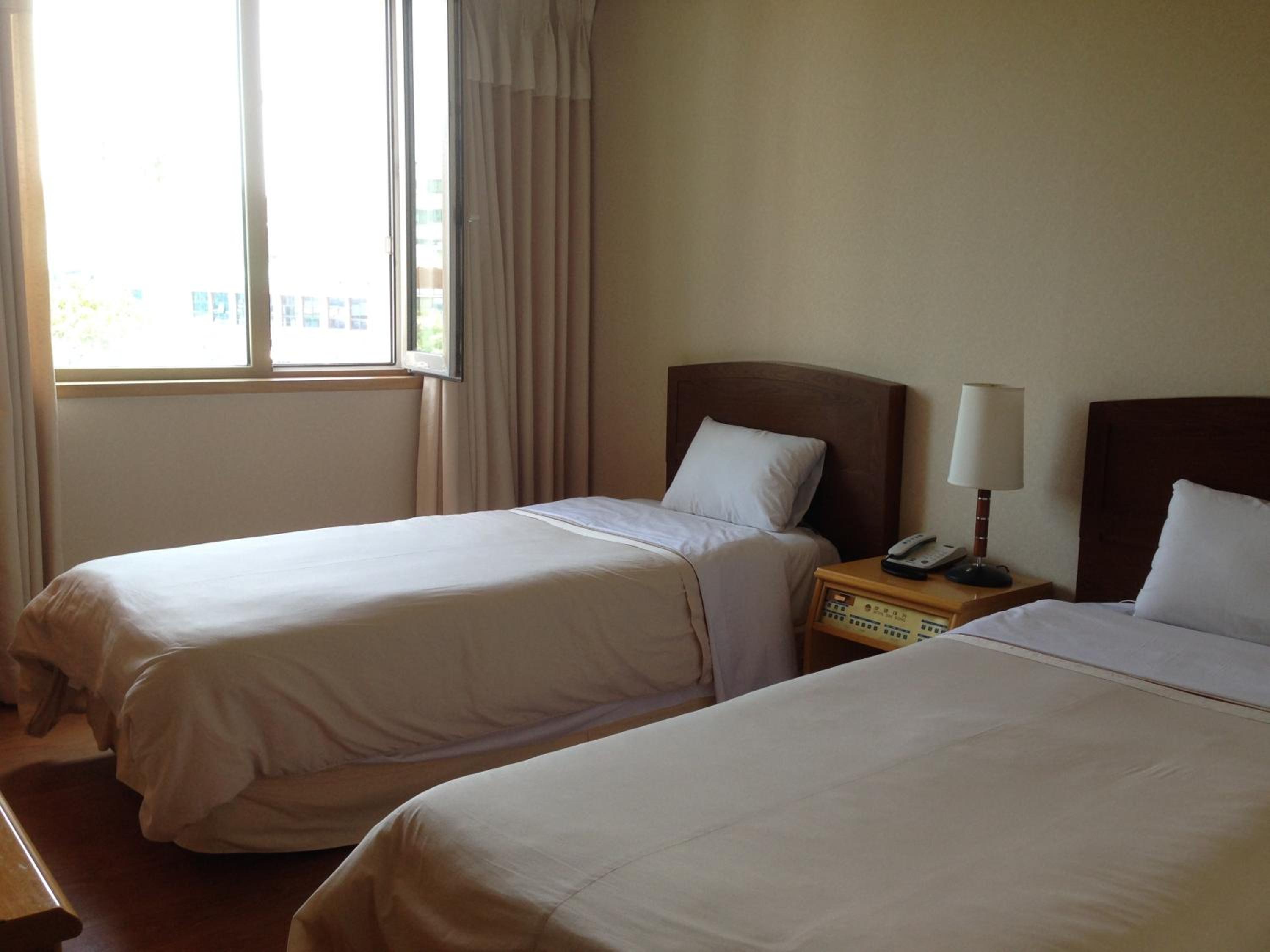 Twin Room photo 2