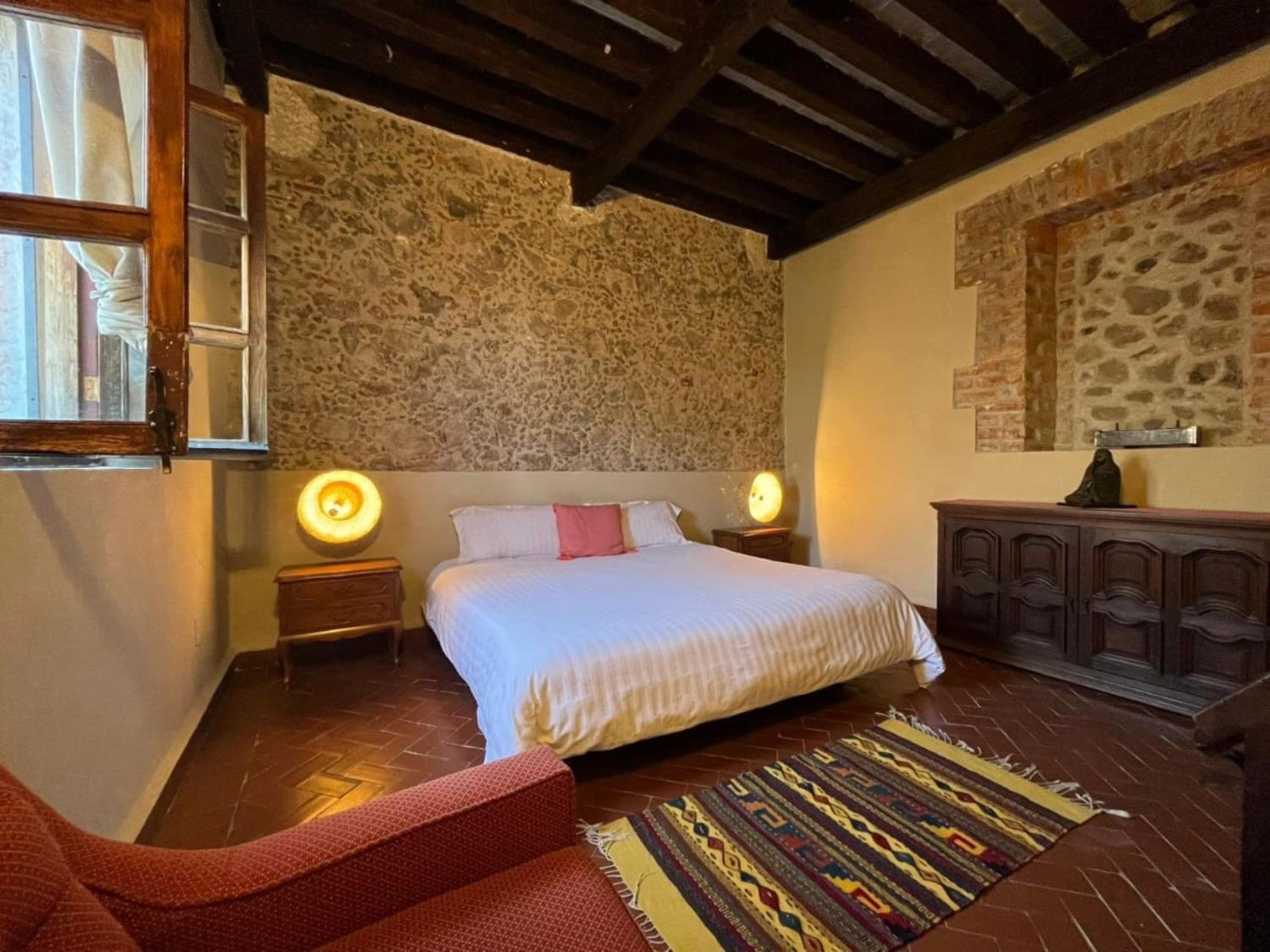 Deluxe Room - Photo 3