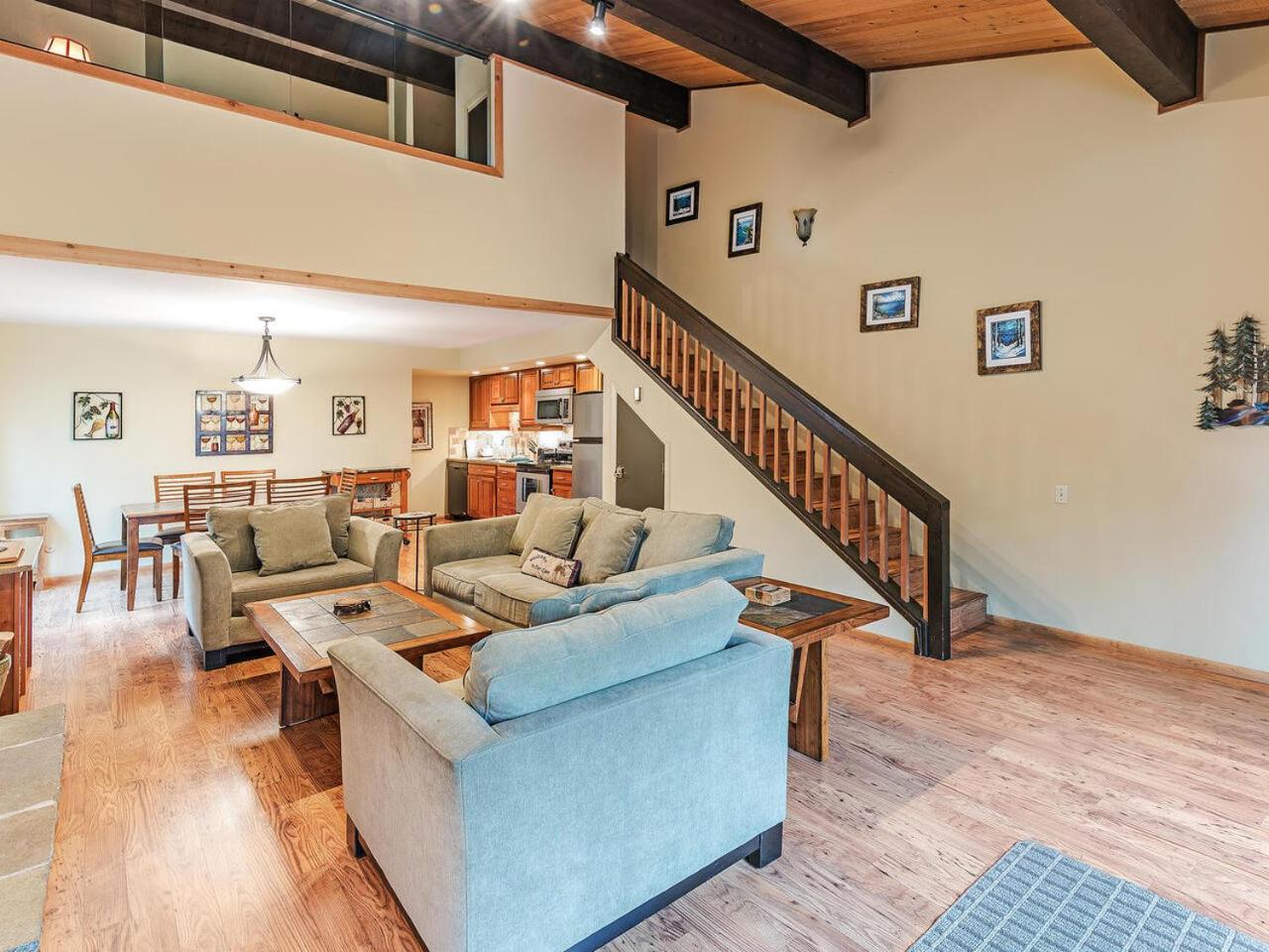 Two-Bedroom Townhouse photo 1