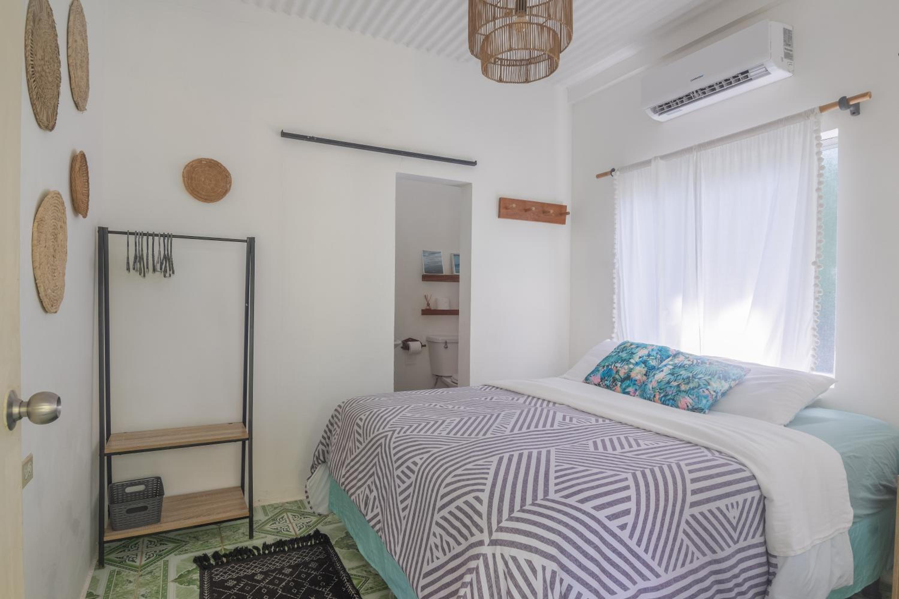Queen Room with Garden View