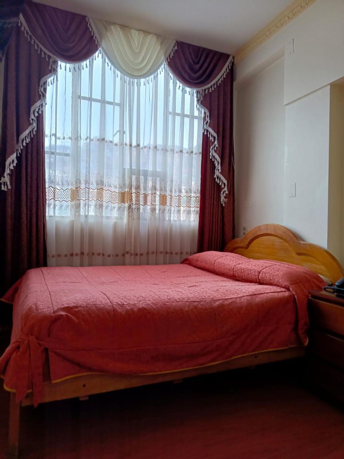 Double Room with Shared Bathroom photo 3