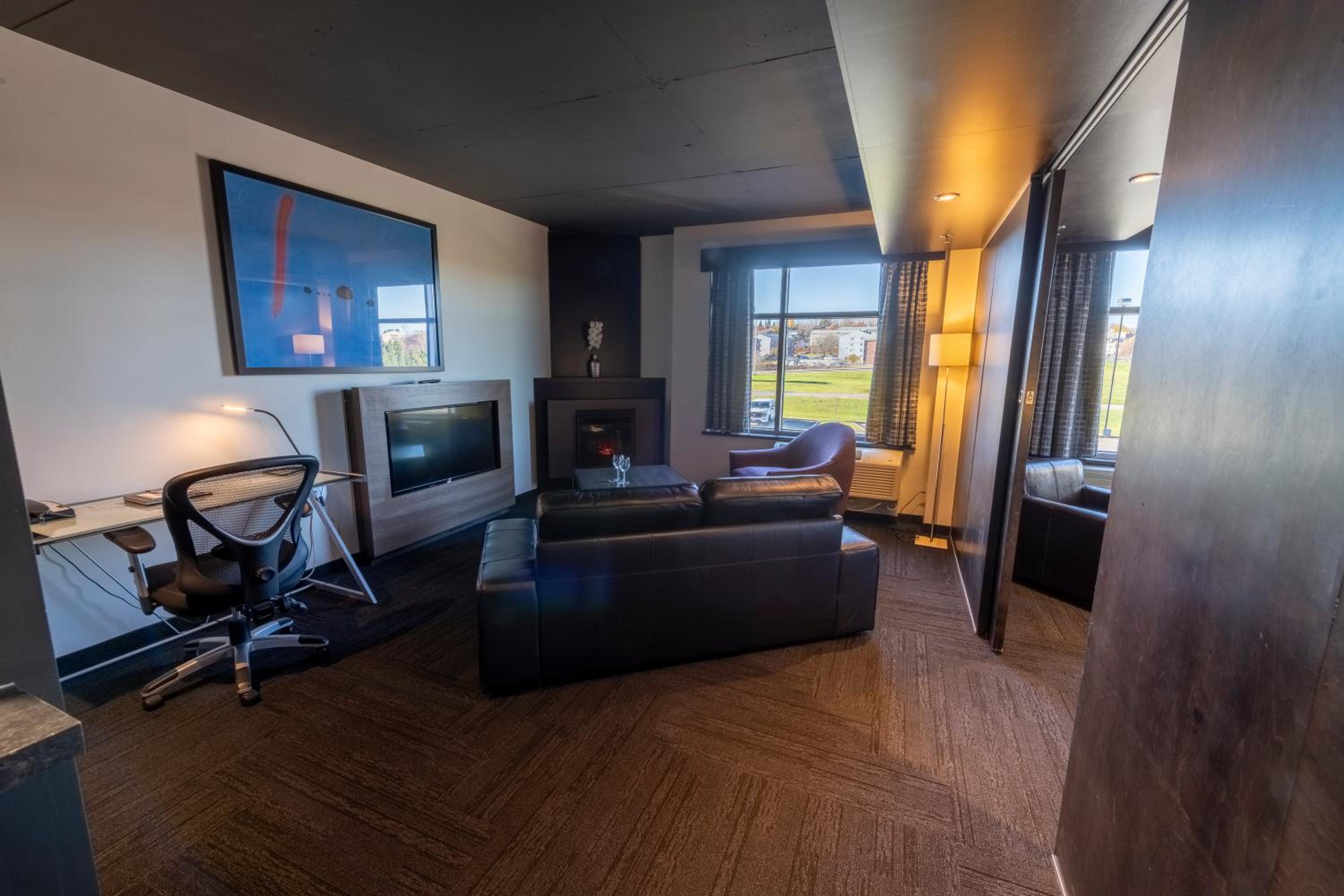 Prestige Suite - Photo 4