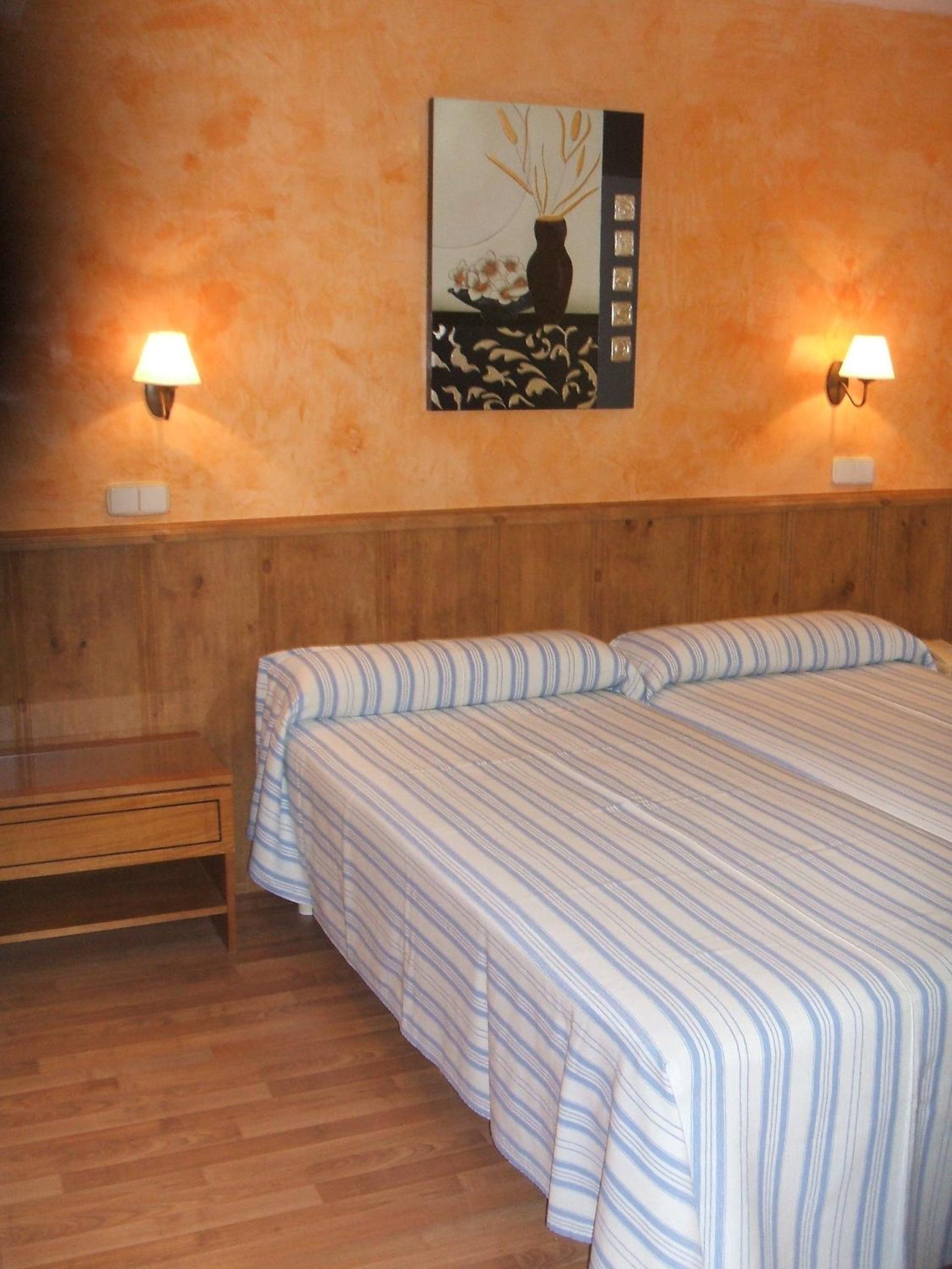 Superior Room (2 Adults) photo 3
