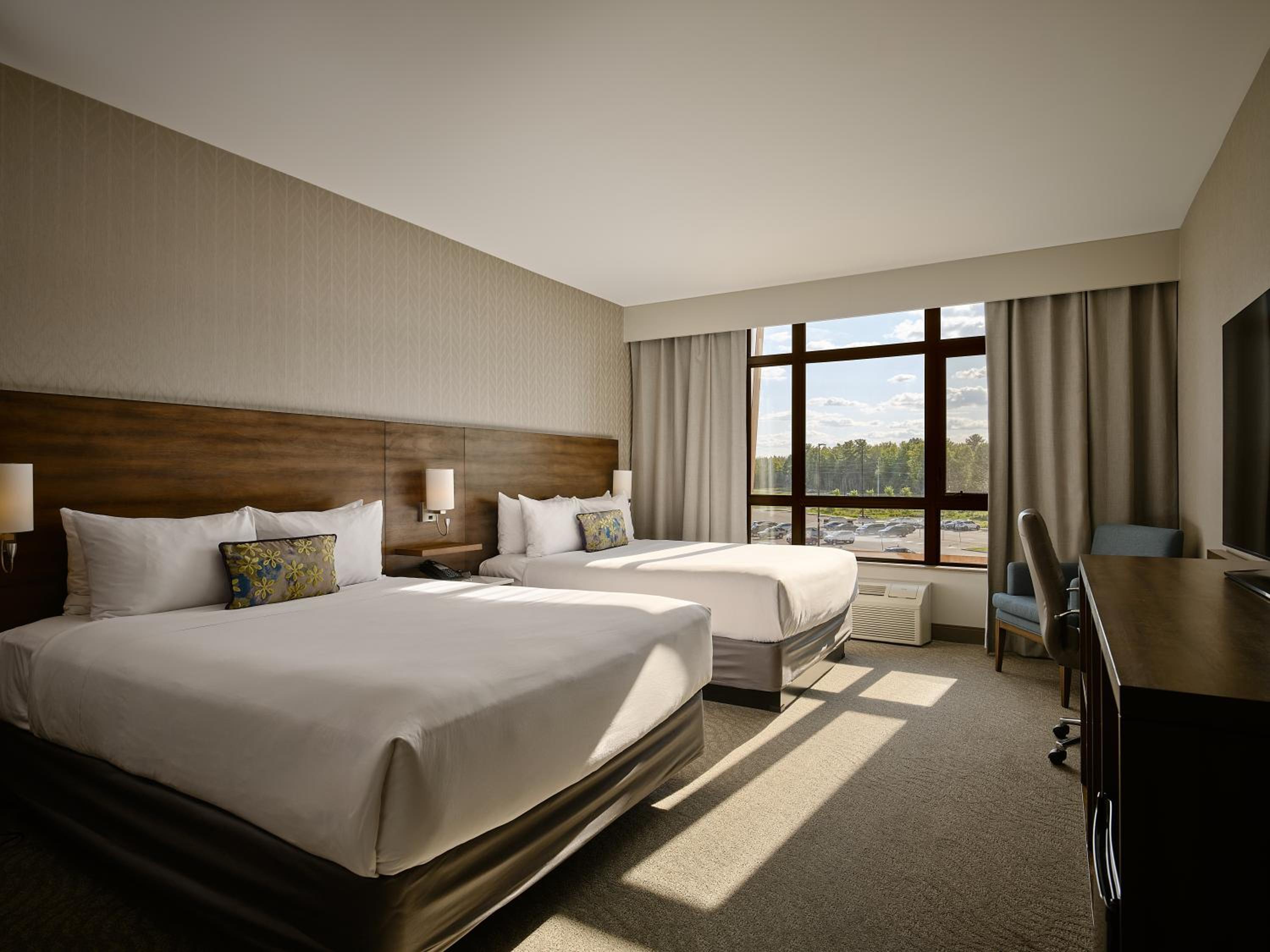 Standard Two Queen - Casino View - Photo 1