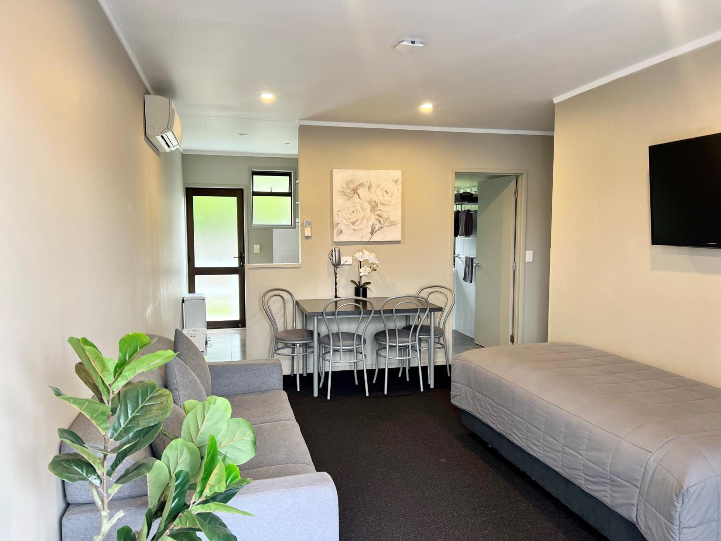 Two-Bedroom Suite
