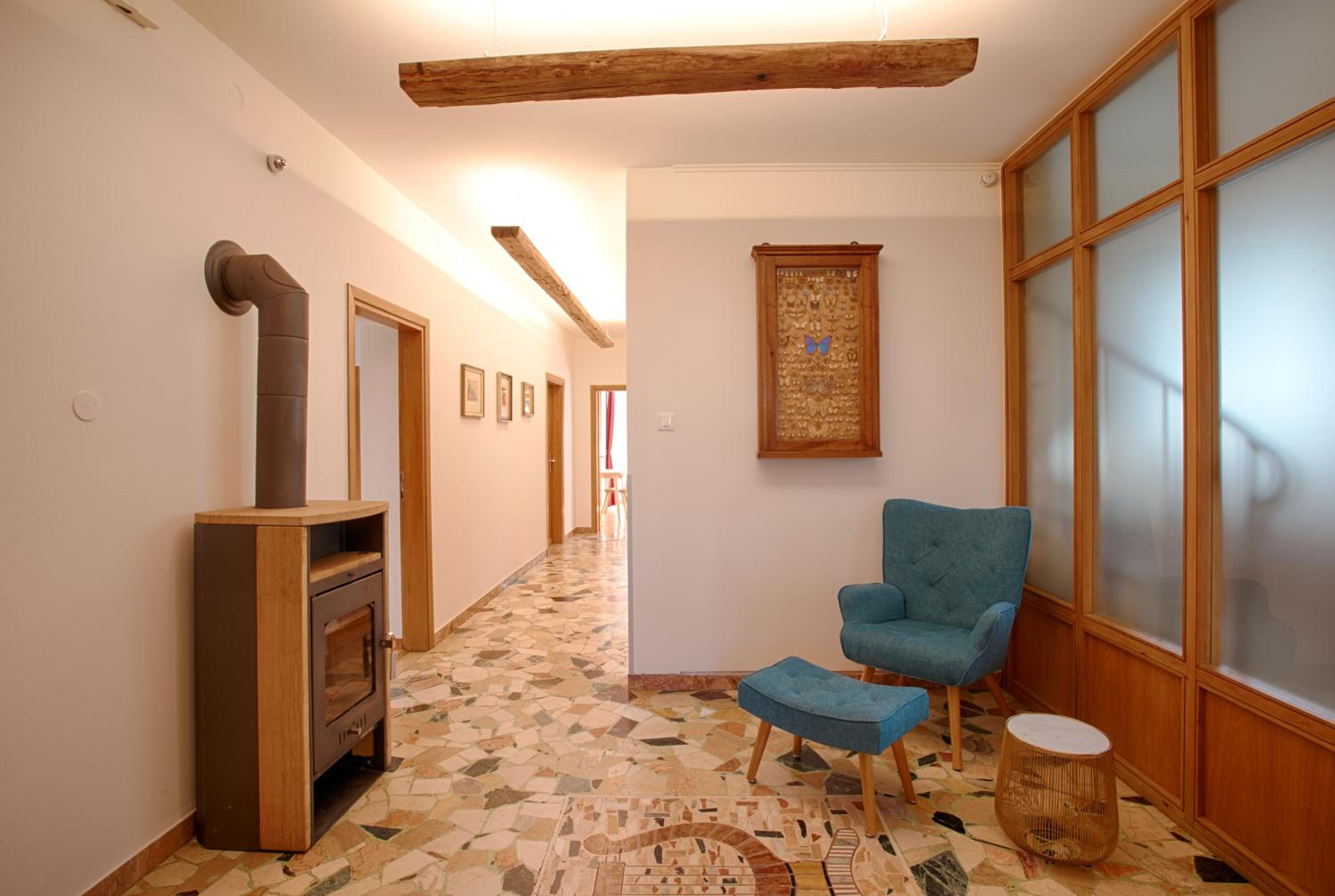 Three-Bedroom Apartment photo 2