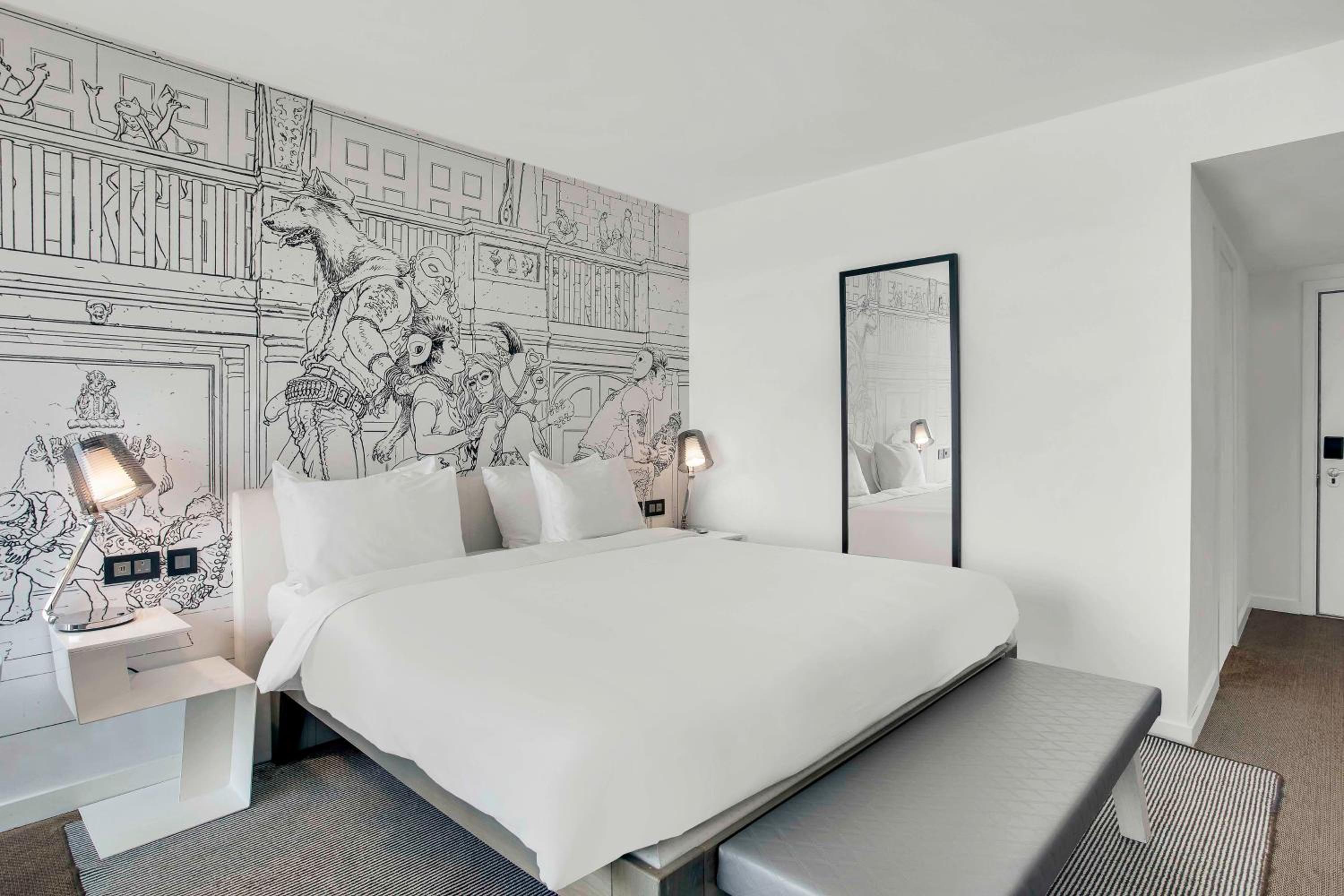 Superior Room with View