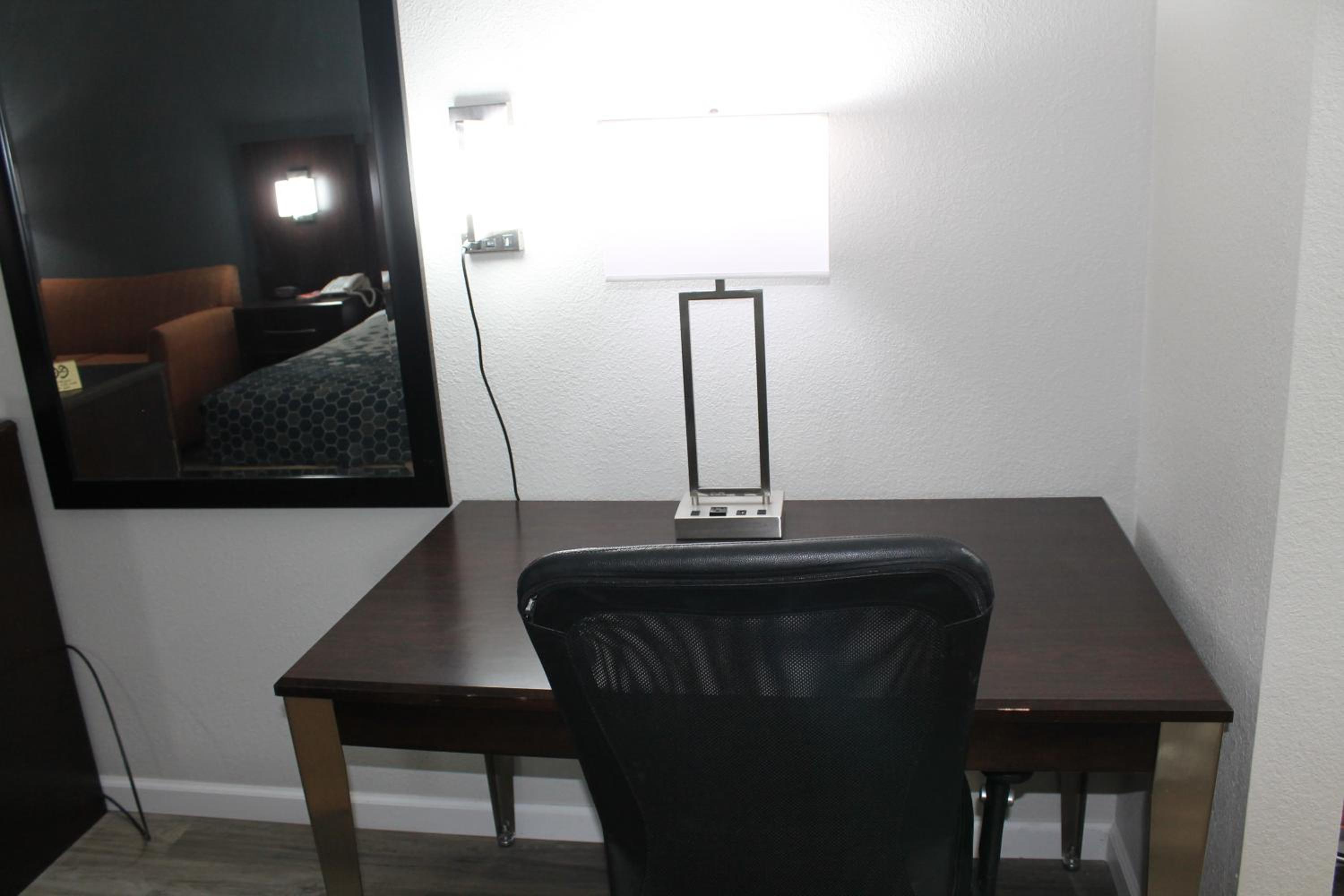 King Room with Spa Bath photo 2