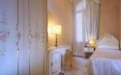 Classic Single Room
