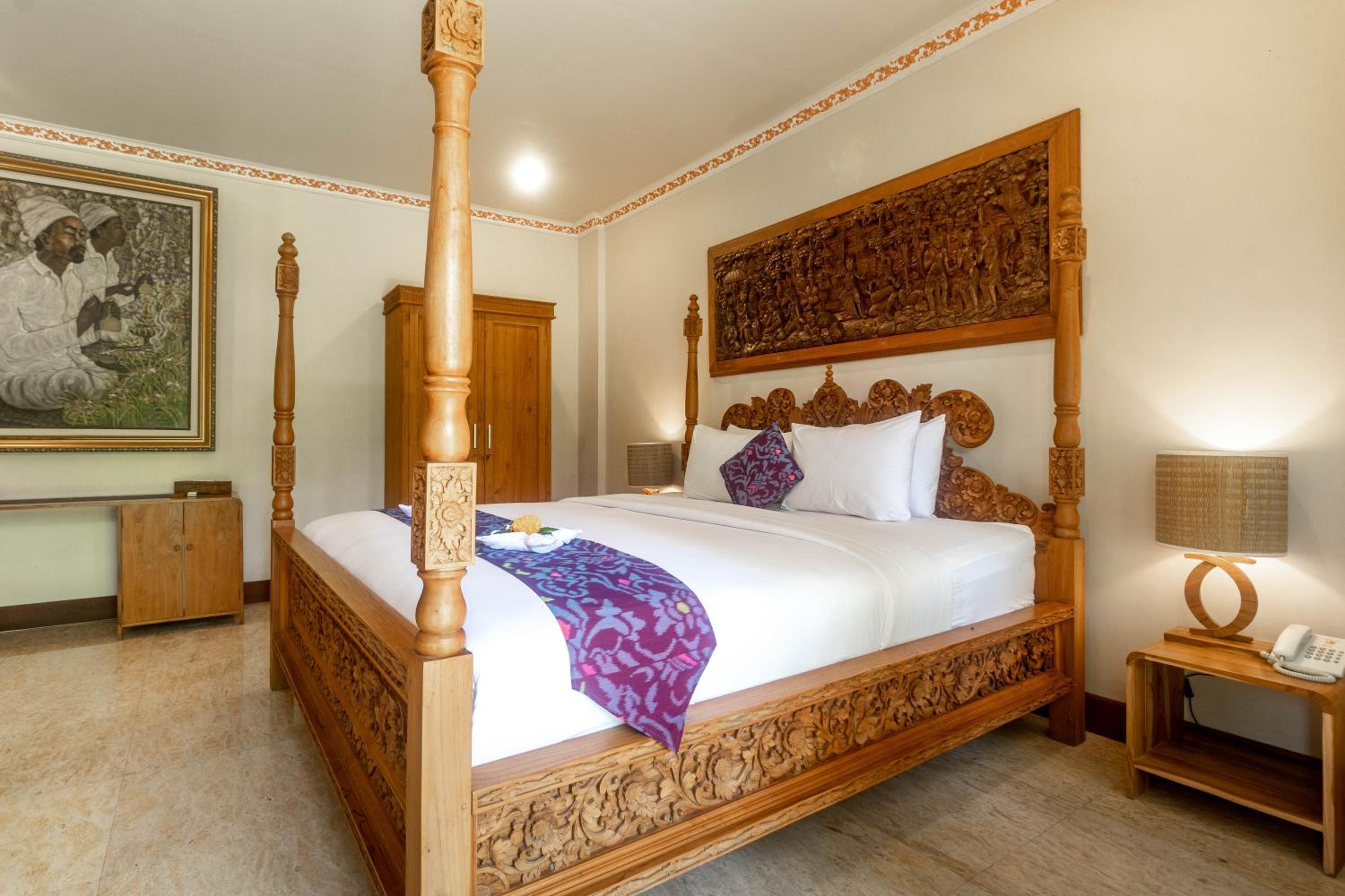 Double Room with Balcony - Photo 4