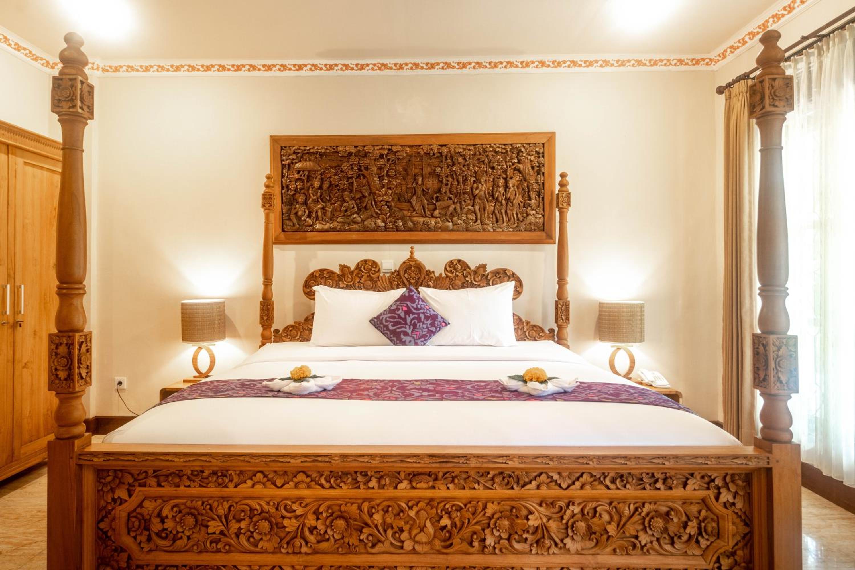Double Room with Balcony - Photo 7