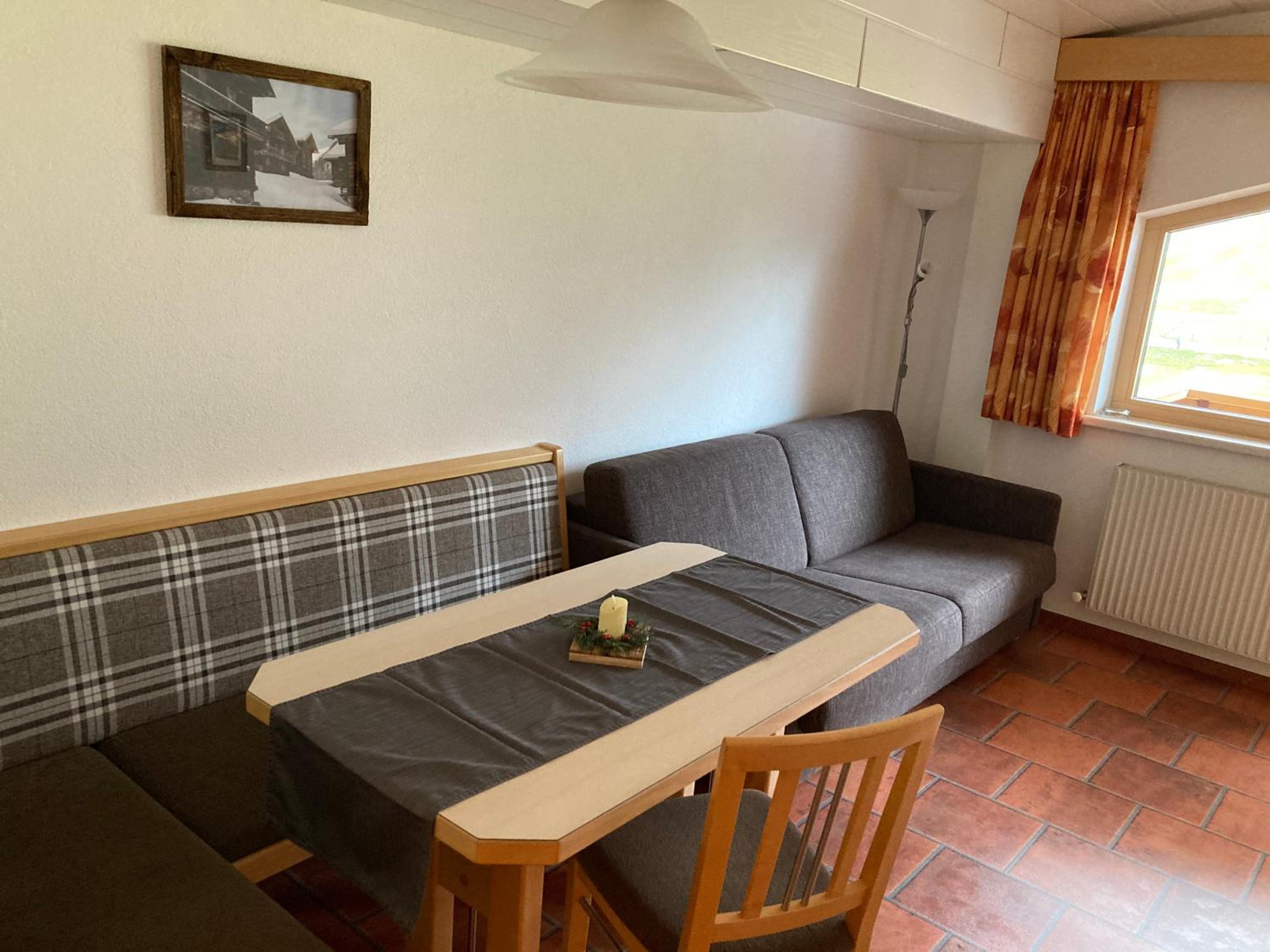 One-Bedroom Apartment with Balcony photo 2