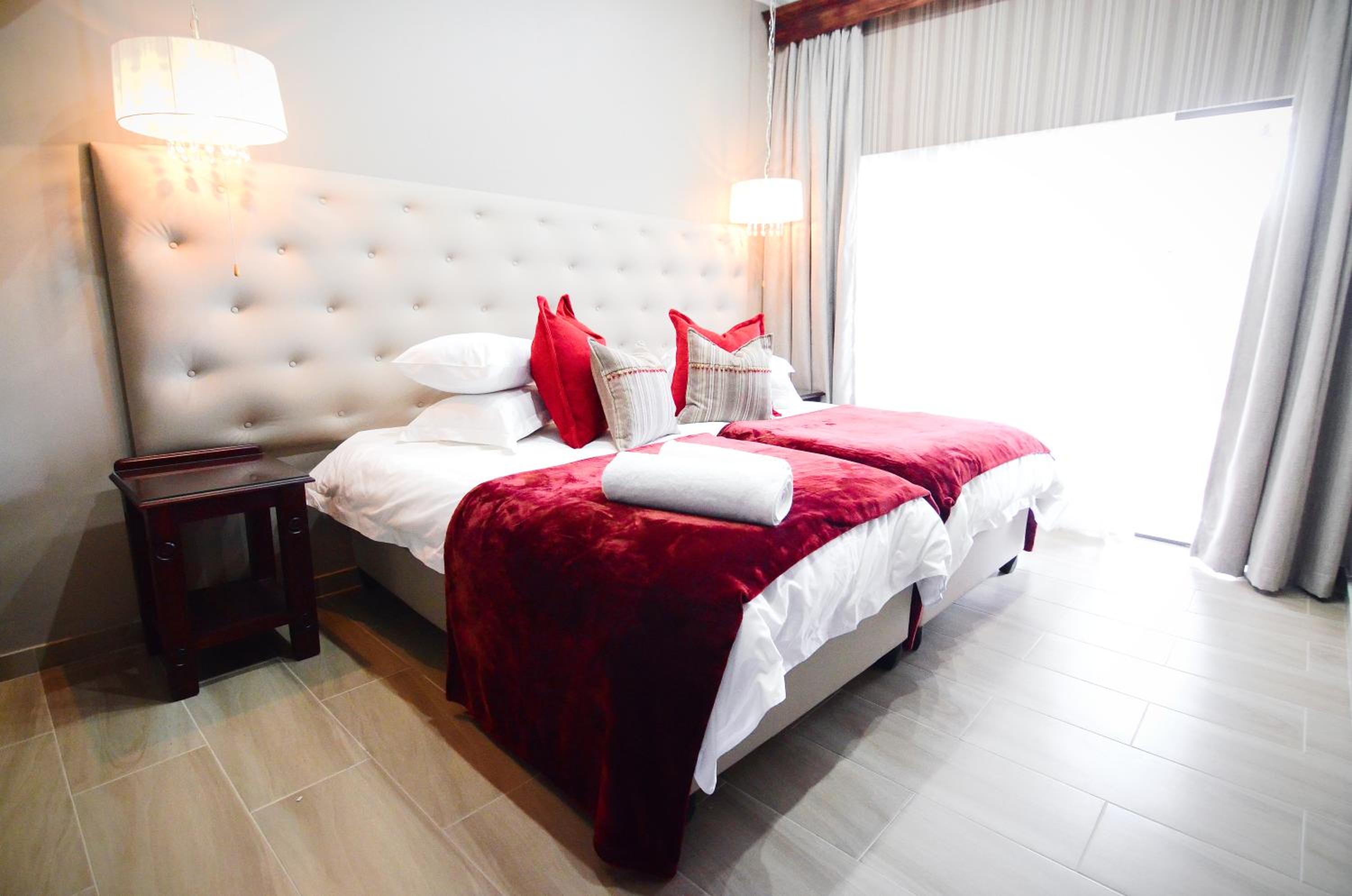Family Room - Photo 8