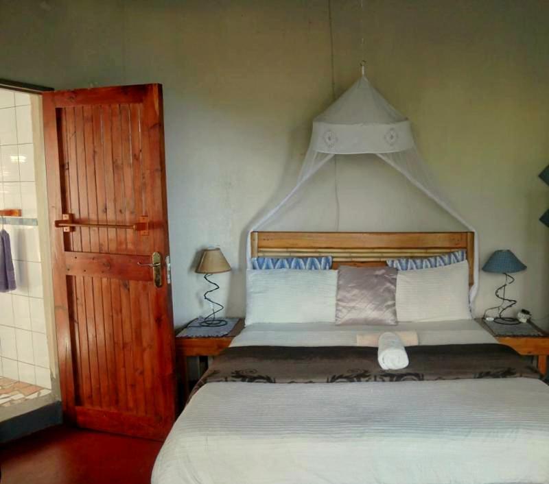 Family Room with Bathroom - Photo 3