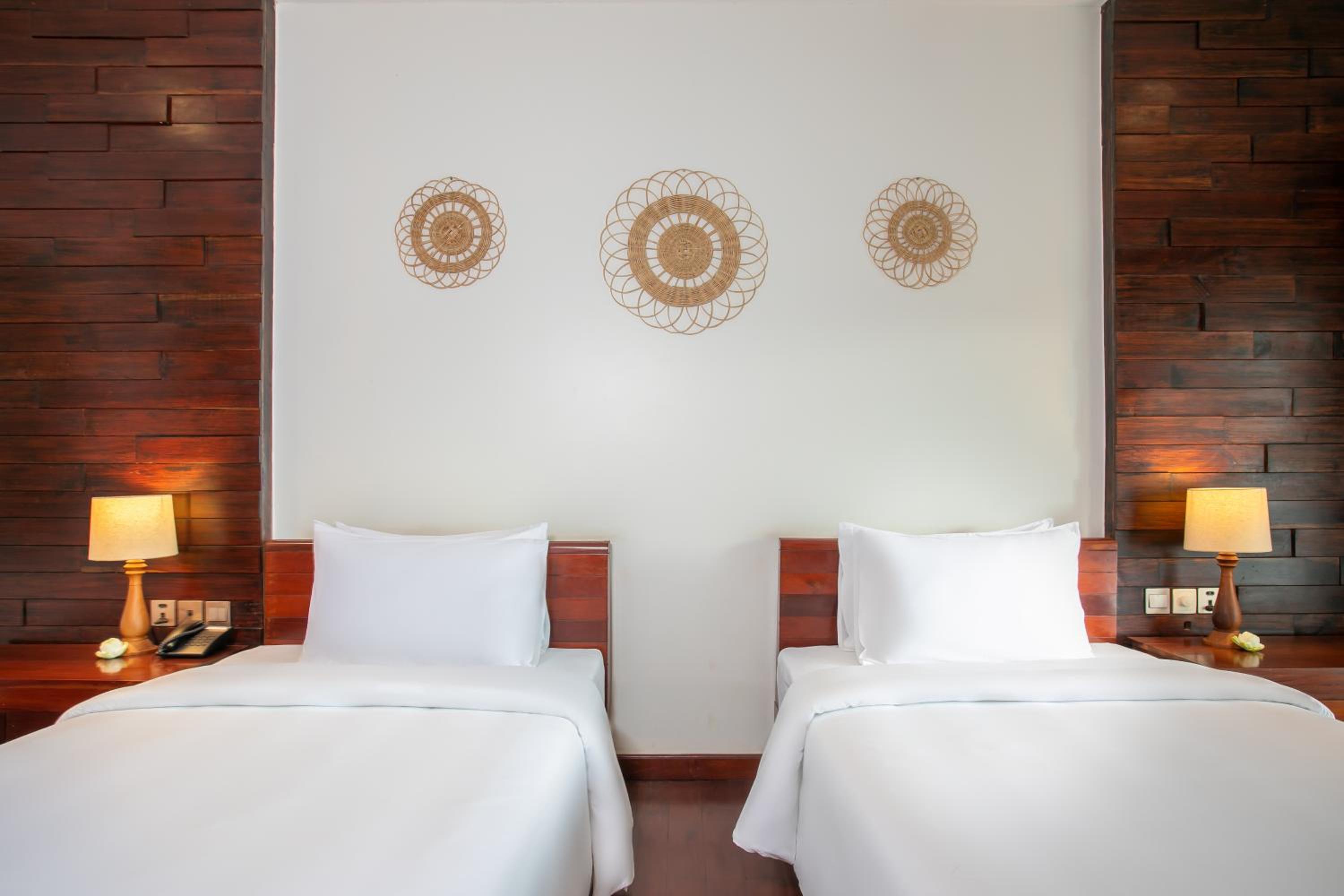 Deluxe Twin Room - Photo 2