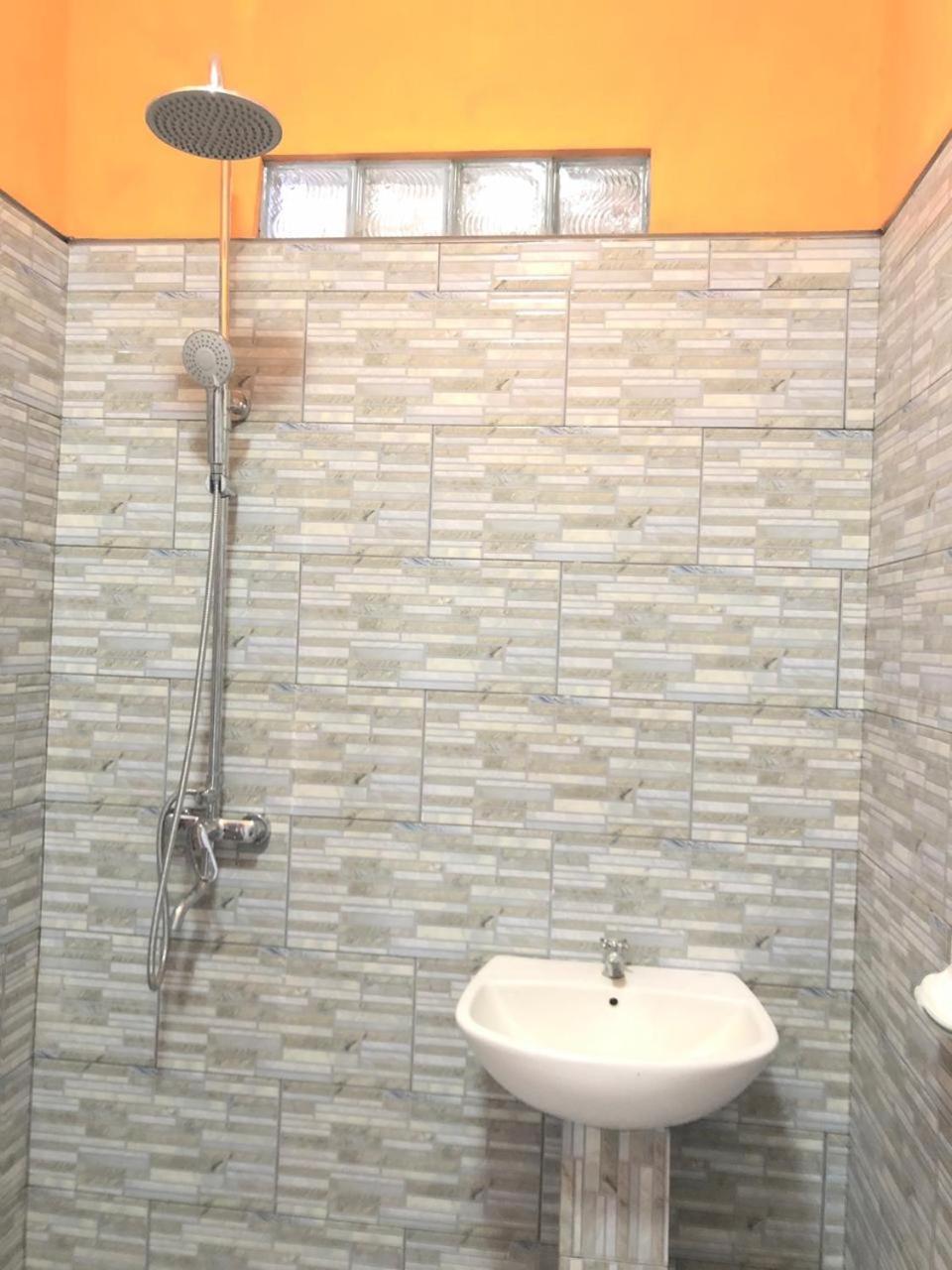 One-Bedroom House photo 3