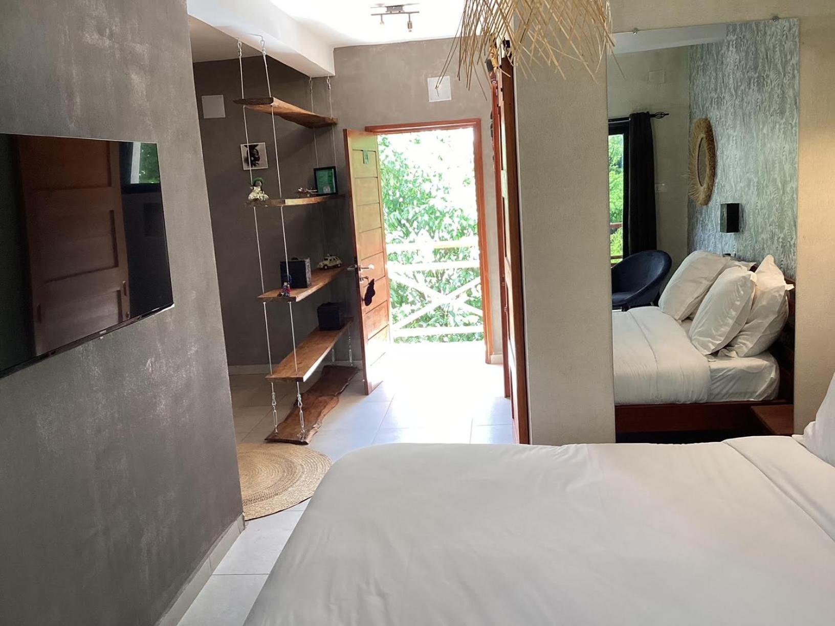 Junior Suite with Pool View