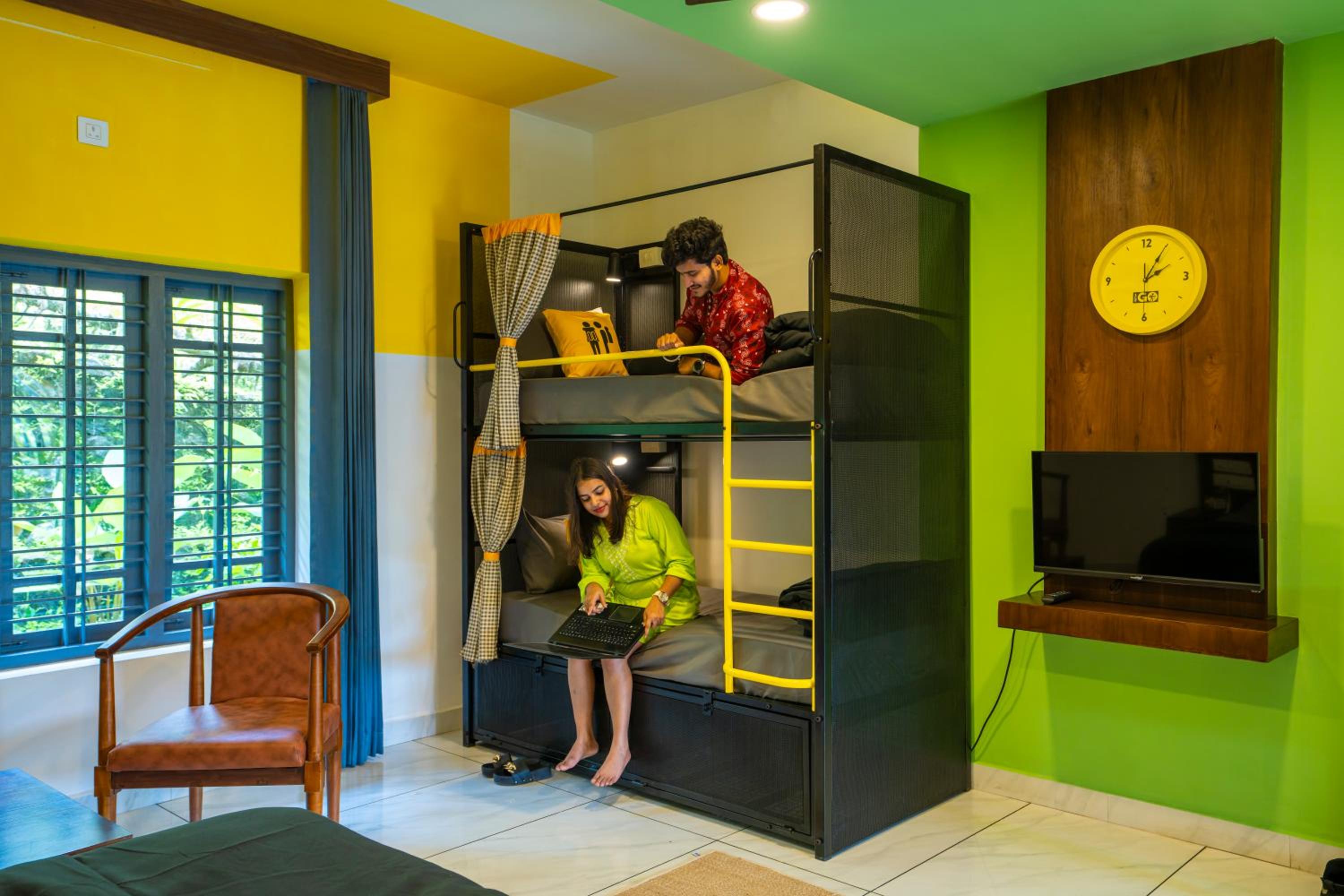 Standard Quadruple Room - Photo 5