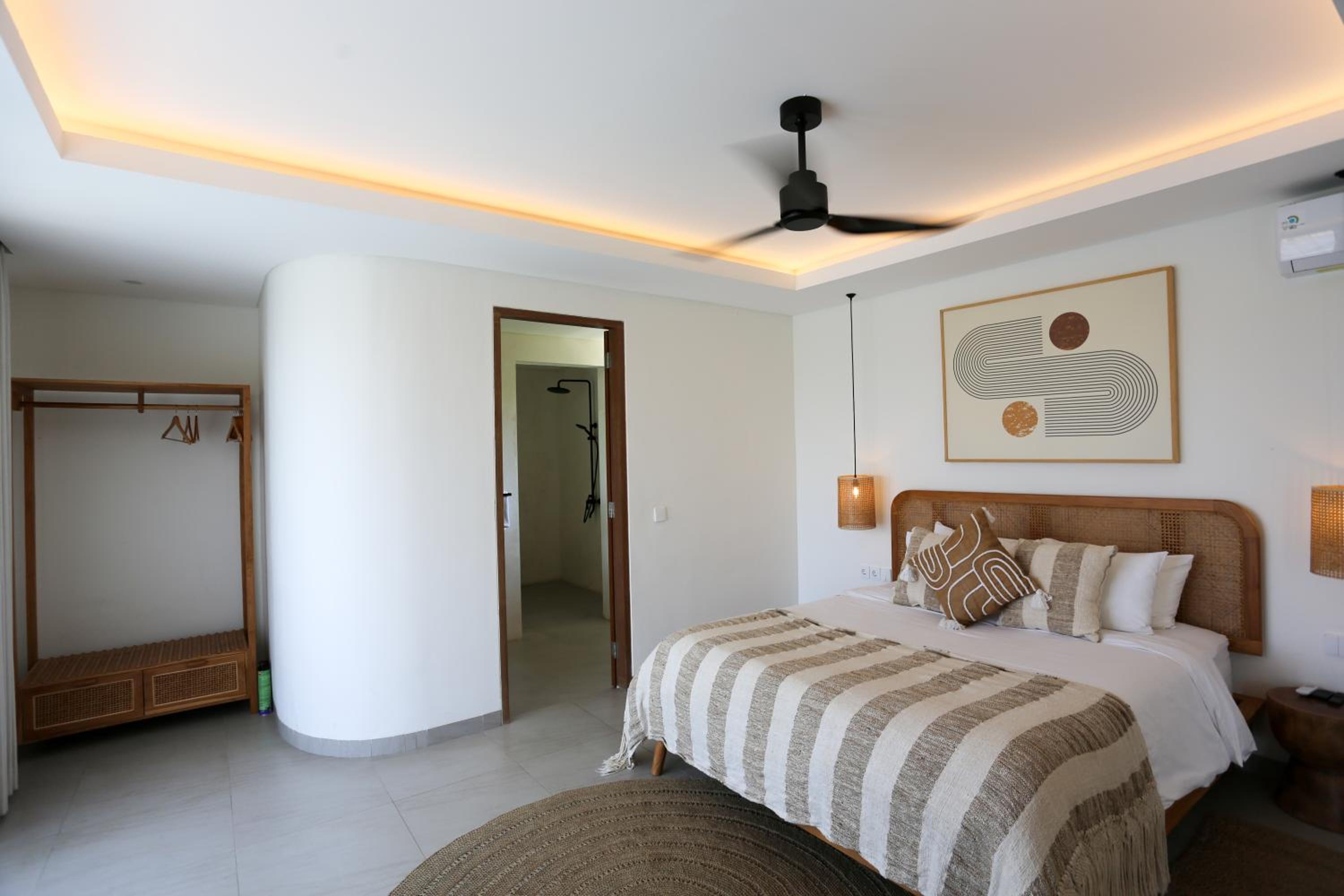 One-Bedroom Villa - Photo 17