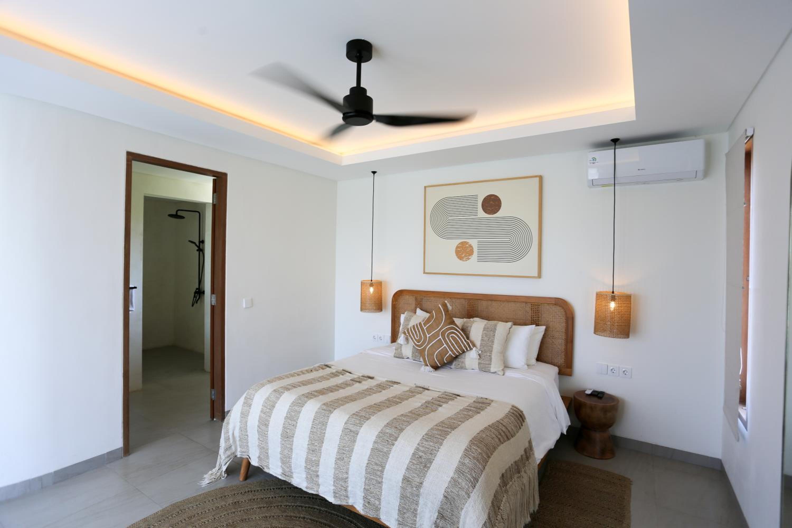 One-Bedroom Villa - Photo 16