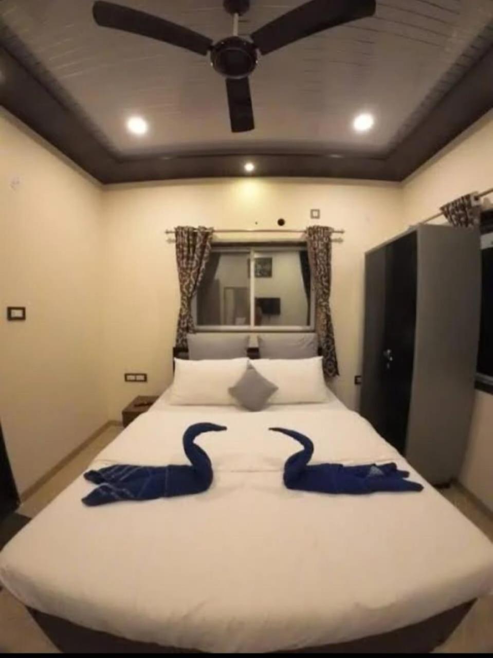 Villa photo 1