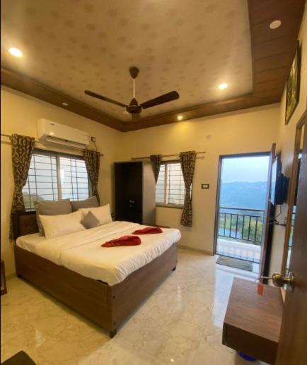 Villa photo 1