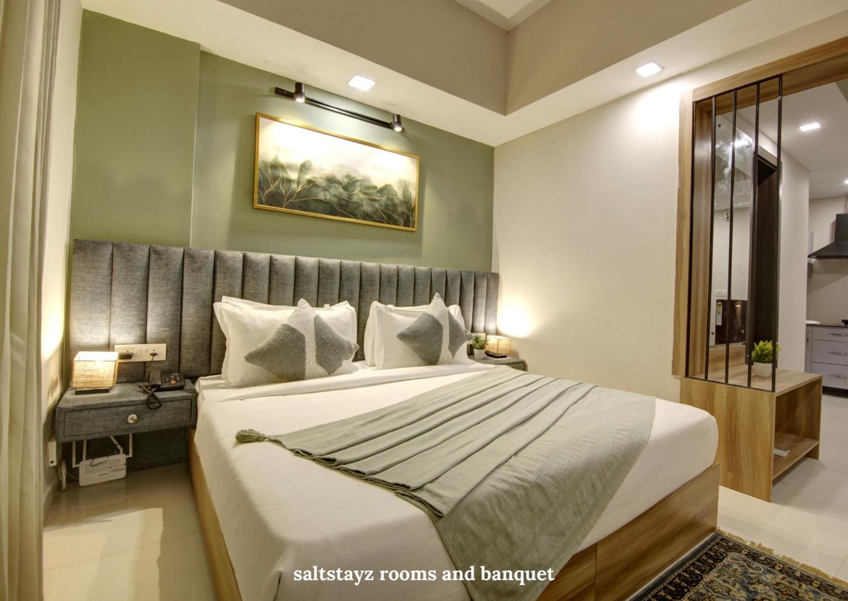 One Bhk Apartment with Balcony photo 2