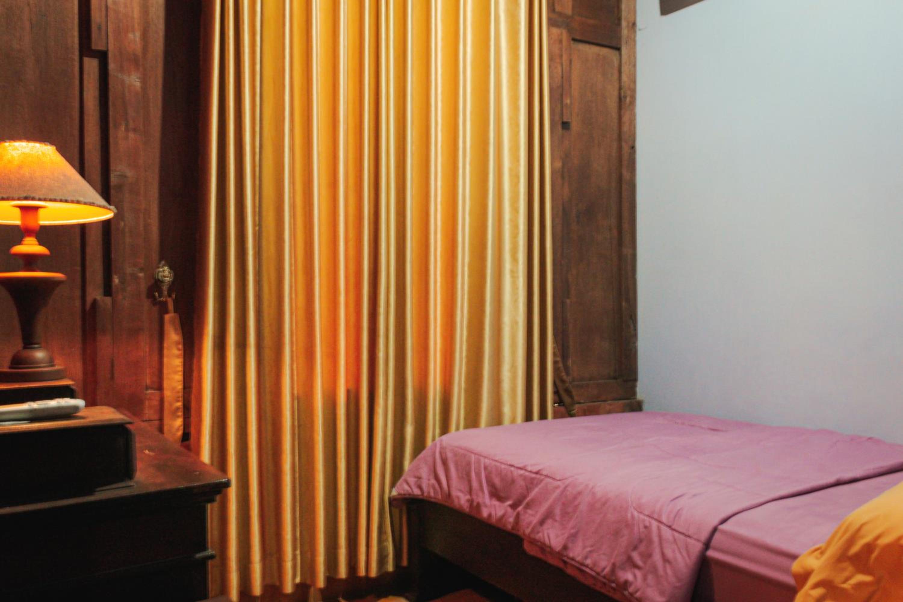 Suite - Photo 16