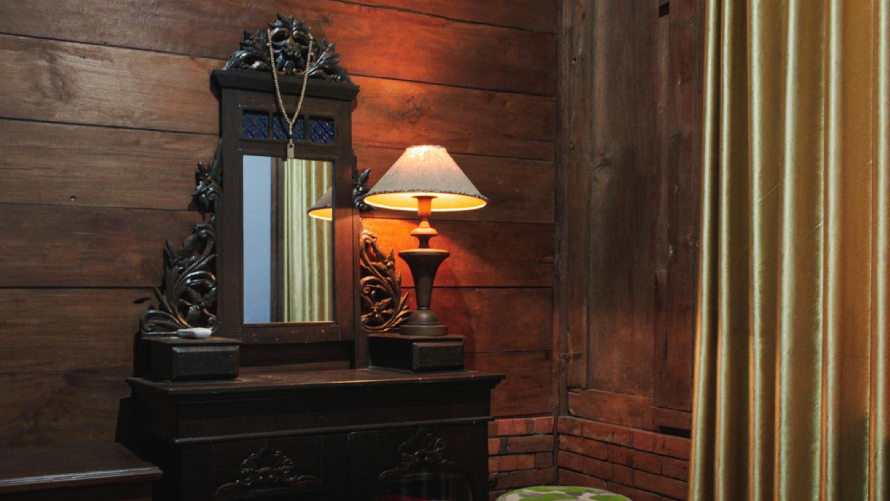 Suite - Photo 15