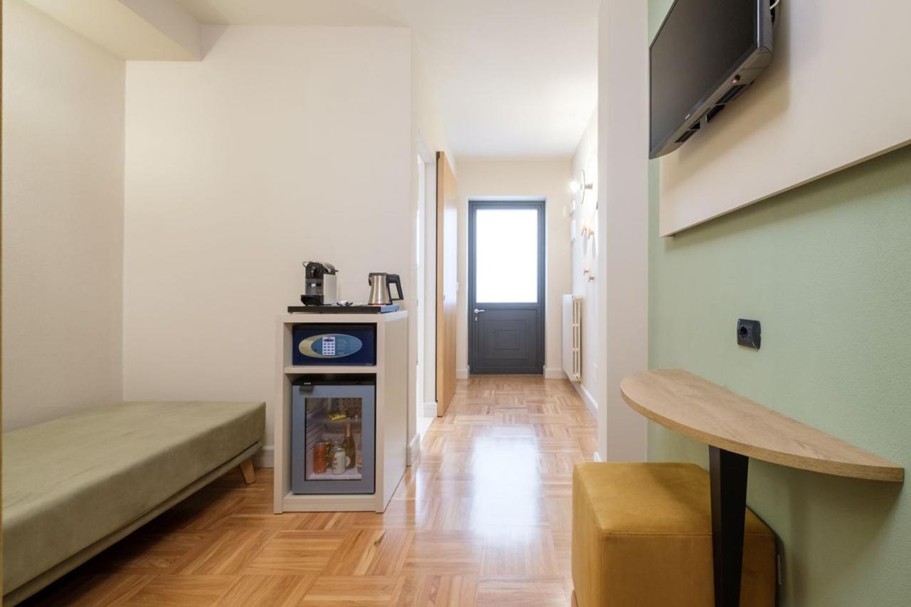 Available room