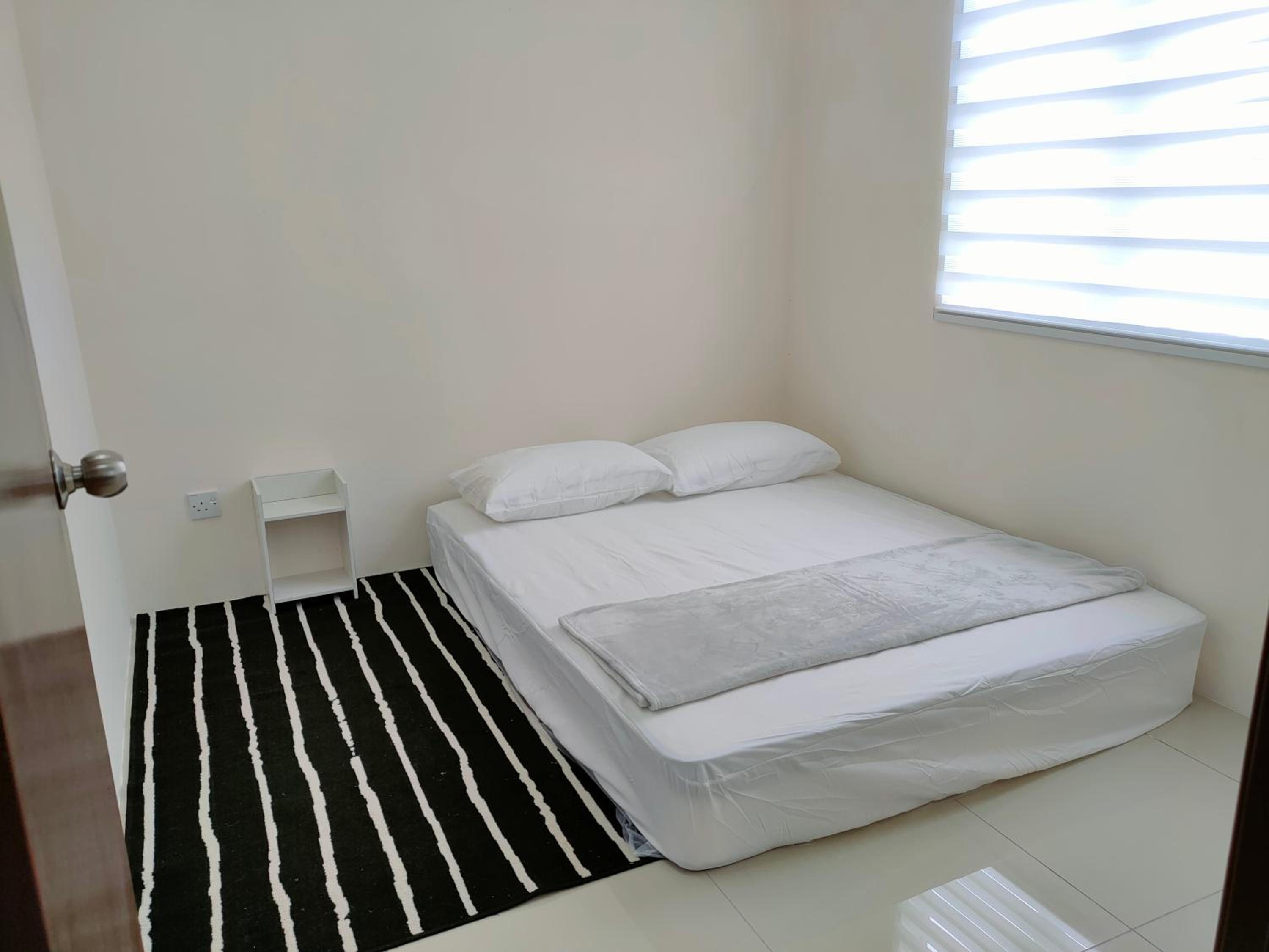 Three-Bedroom House photo 3