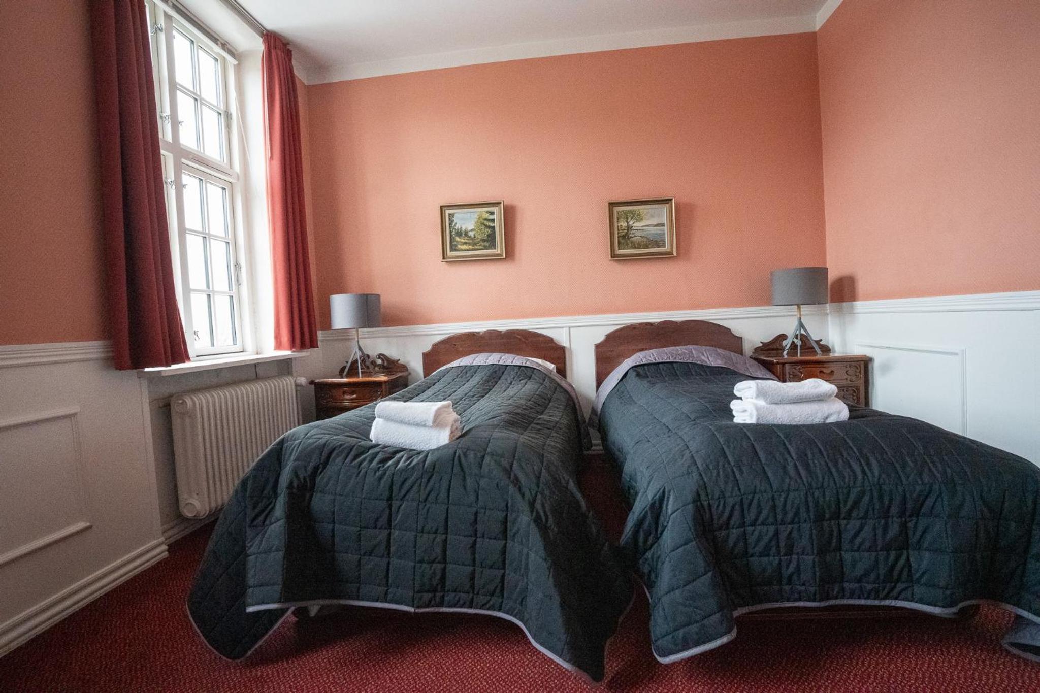 Standard Double or Twin Room - Photo 1