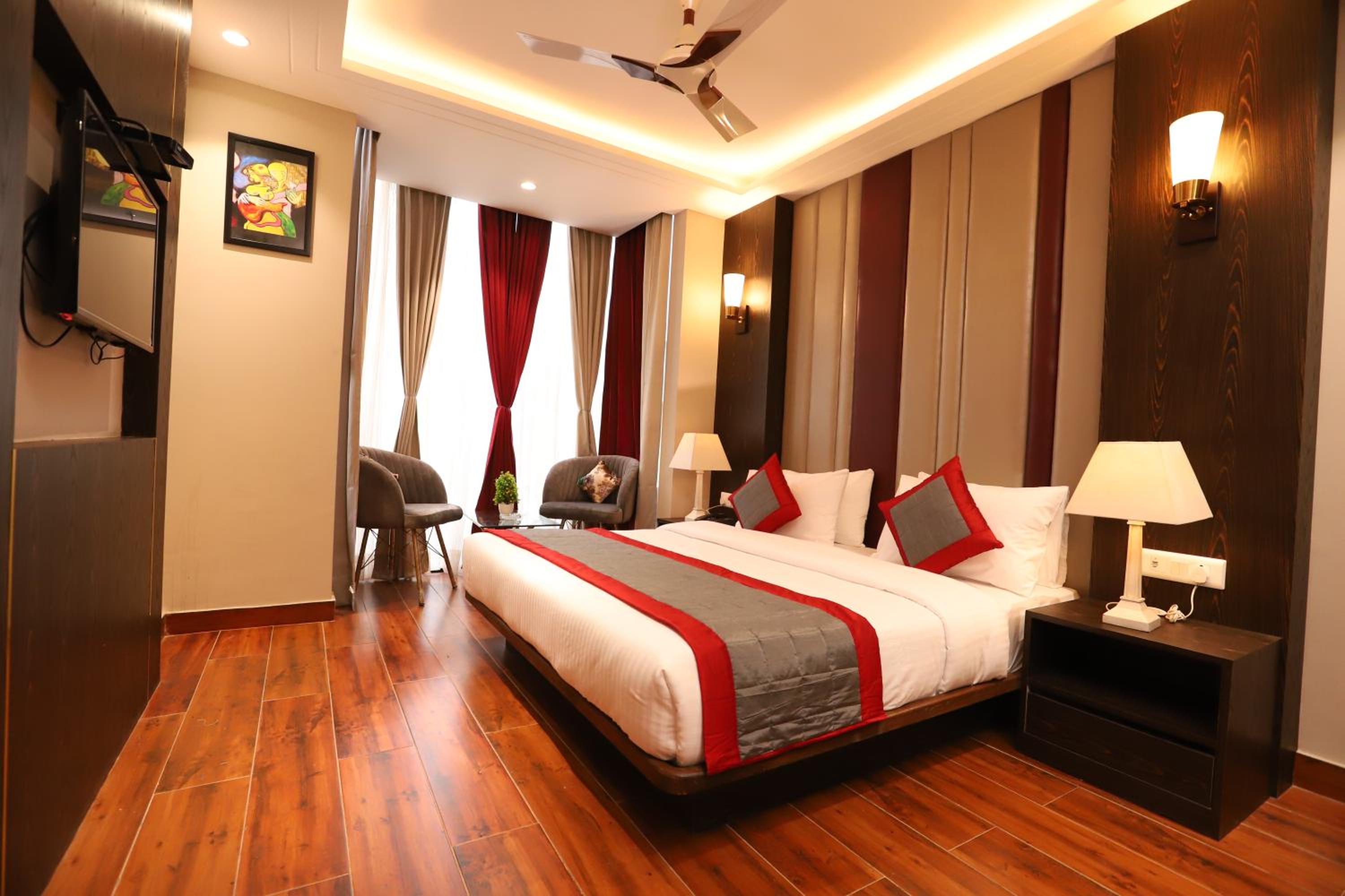 Standard Double Room - Photo 9